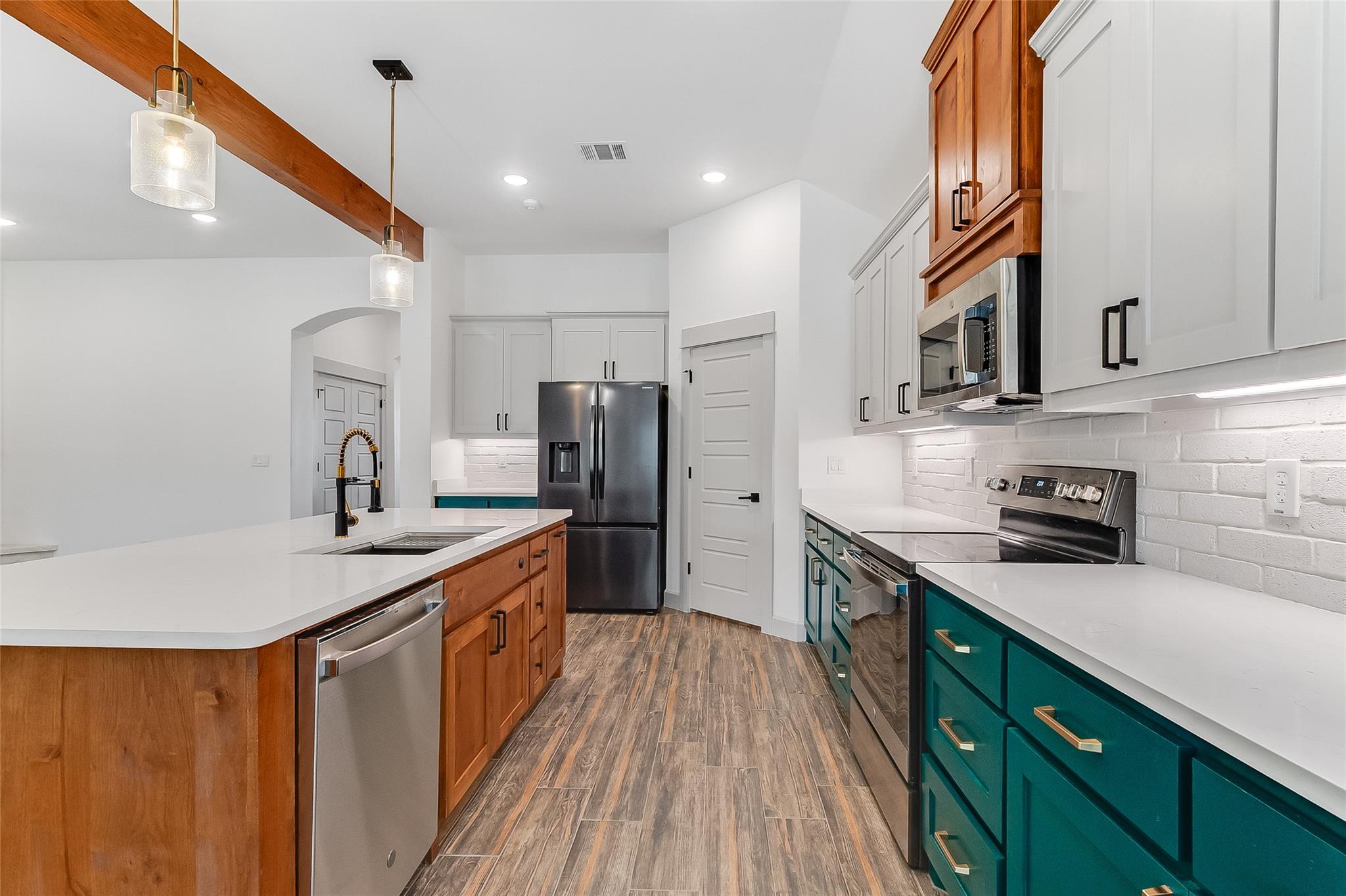 825 County Road 3152, Kempner, TX 76539