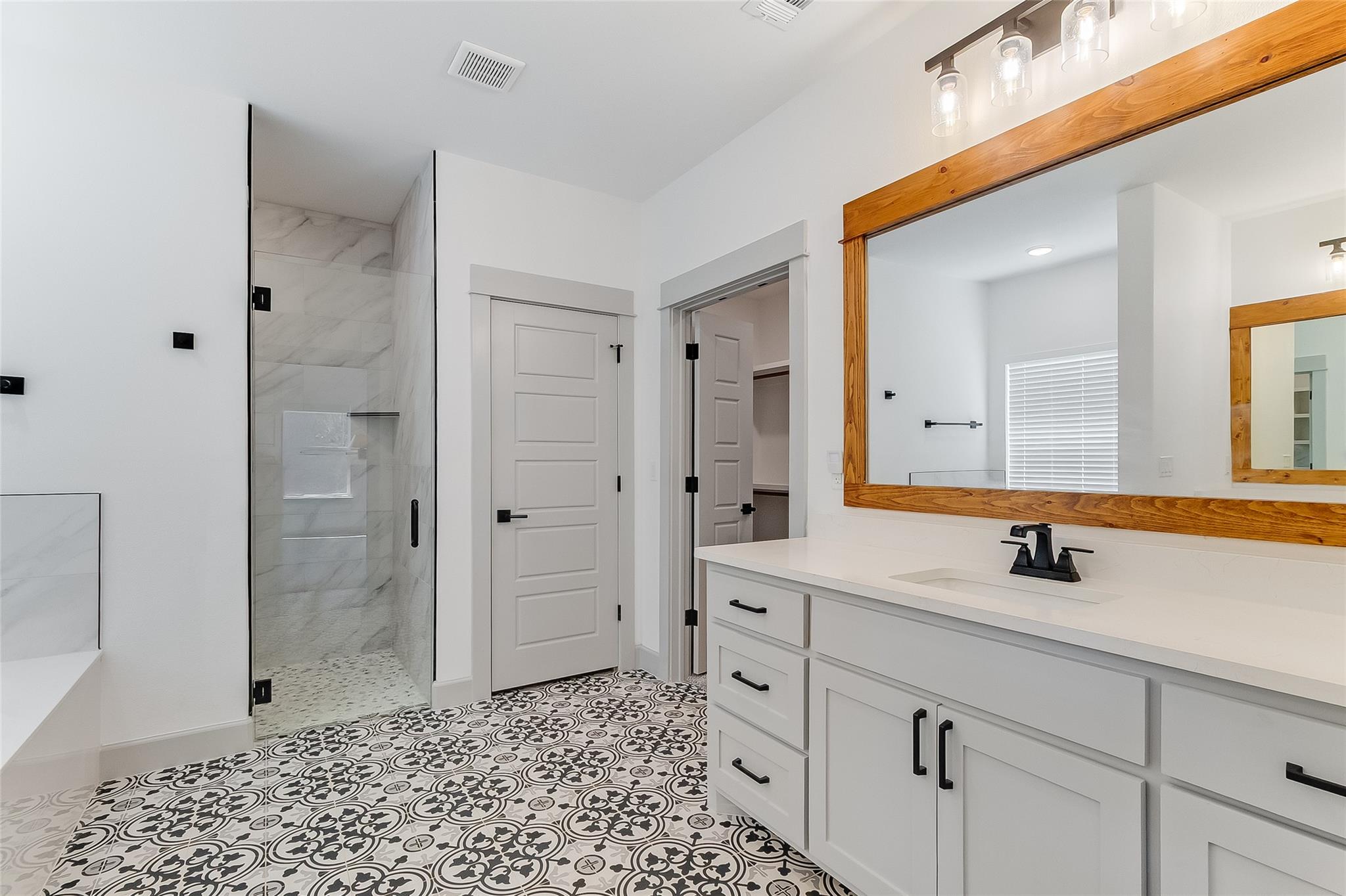 825 County Road 3152, Kempner, TX 76539