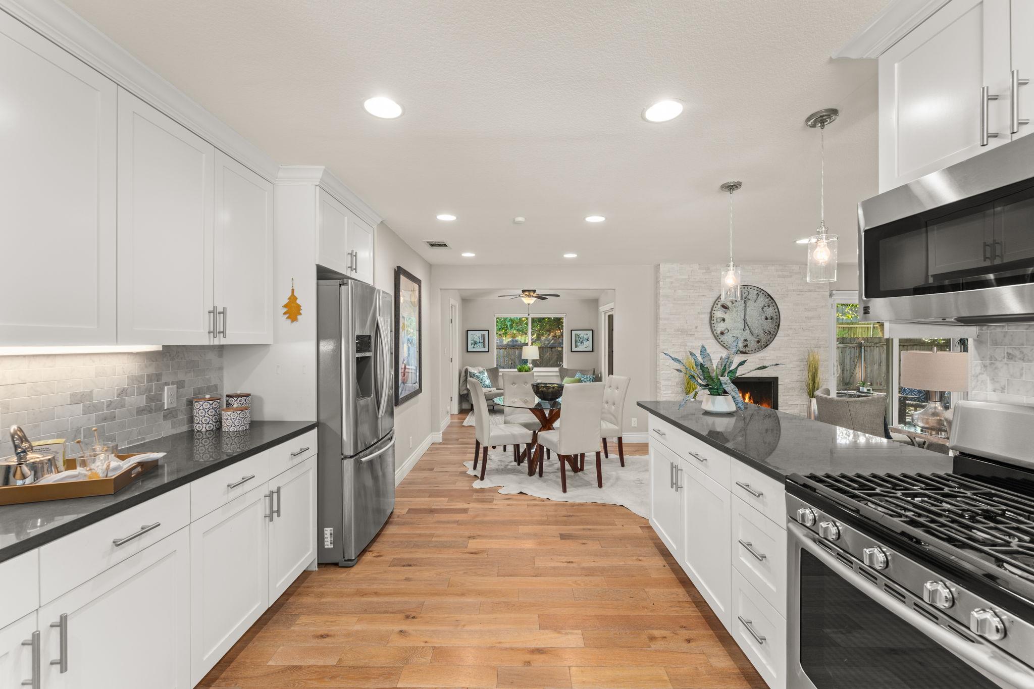 2301 EAST SIDE Dr, Austin, TX 78704