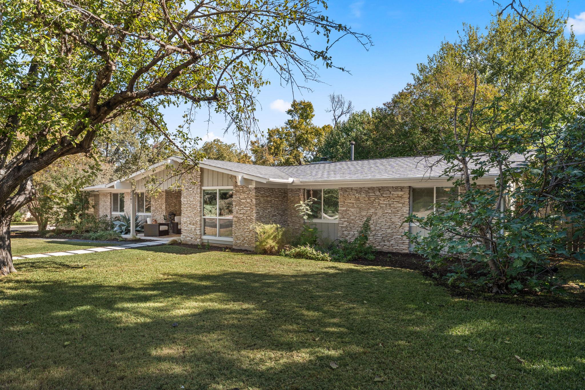 2301 EAST SIDE Dr, Austin, TX 78704