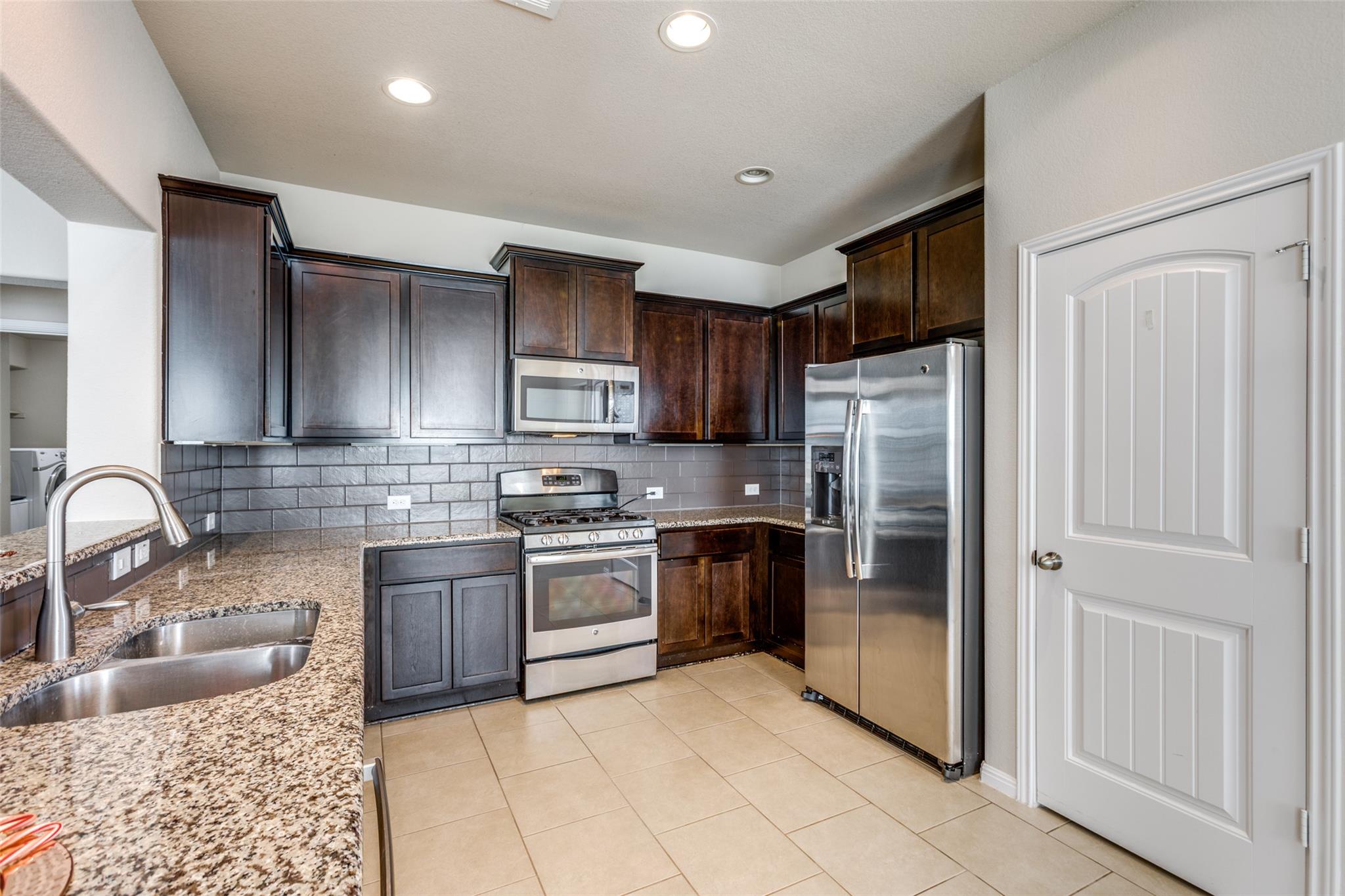 636 Joppa Rd, Leander, TX 78641