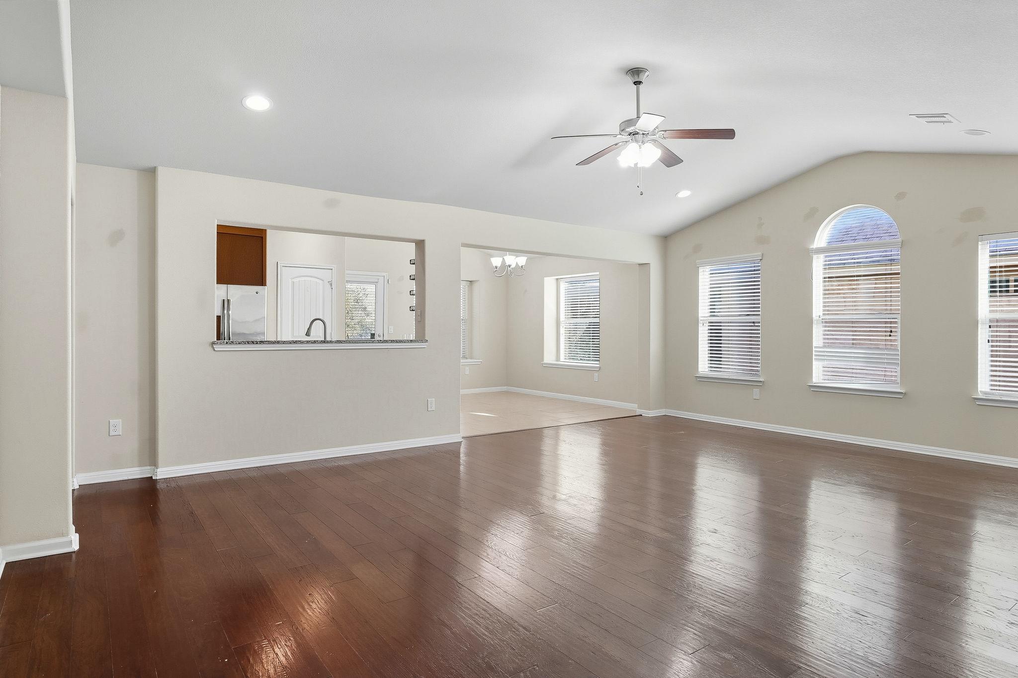 636 Joppa Rd, Leander, TX 78641