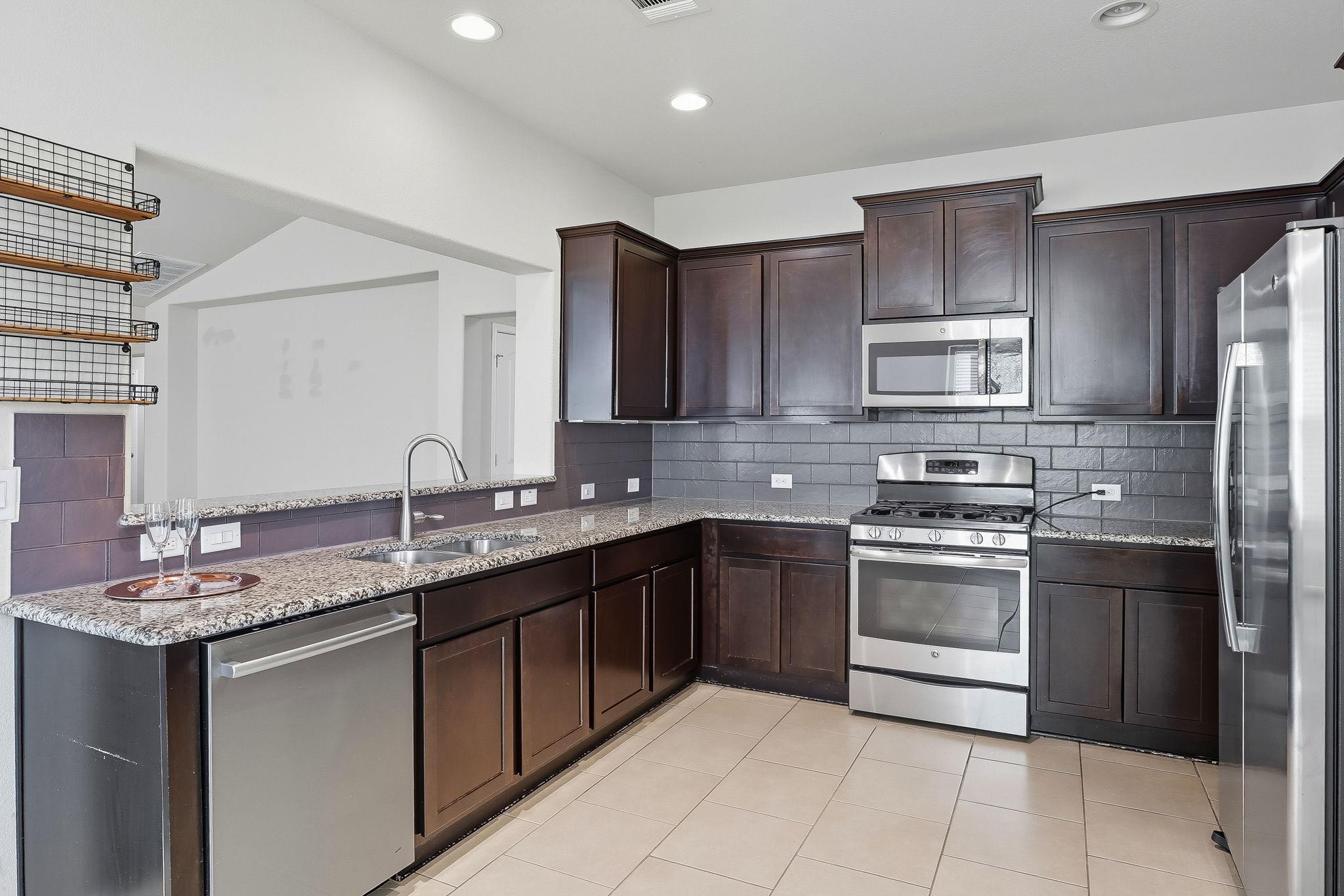 636 Joppa Rd, Leander, TX 78641