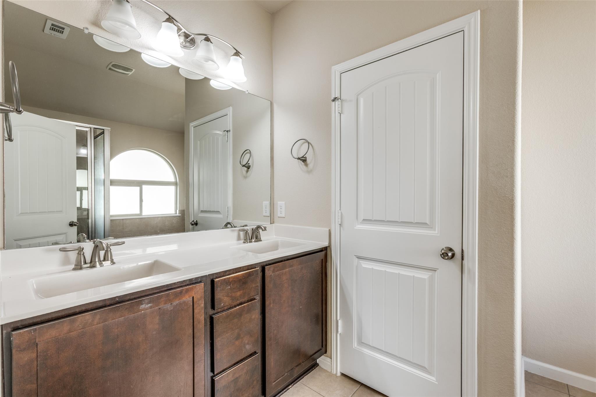 636 Joppa Rd, Leander, TX 78641