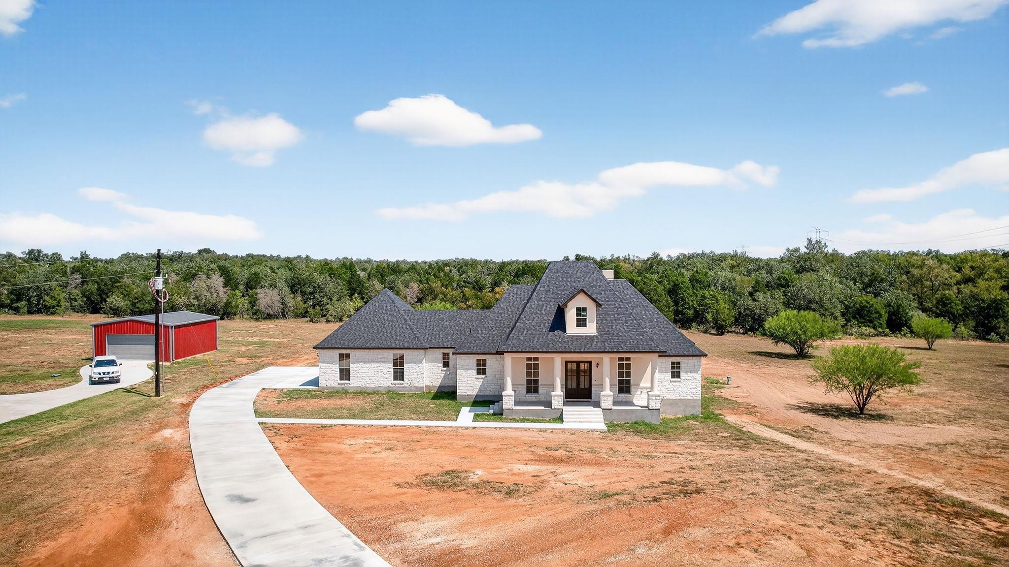 1035 Brandywine Ct, Elgin, TX 78621