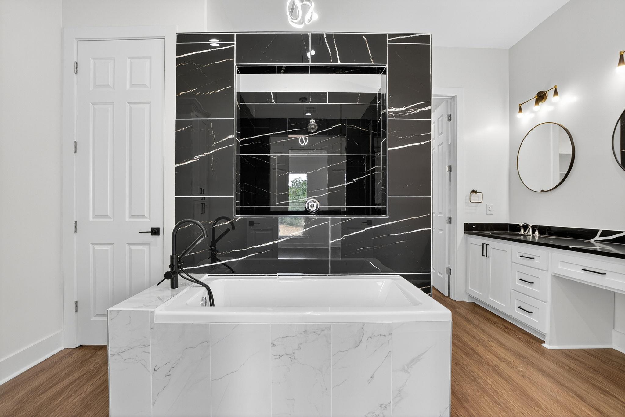 1035 Brandywine Ct, Elgin, TX 78621