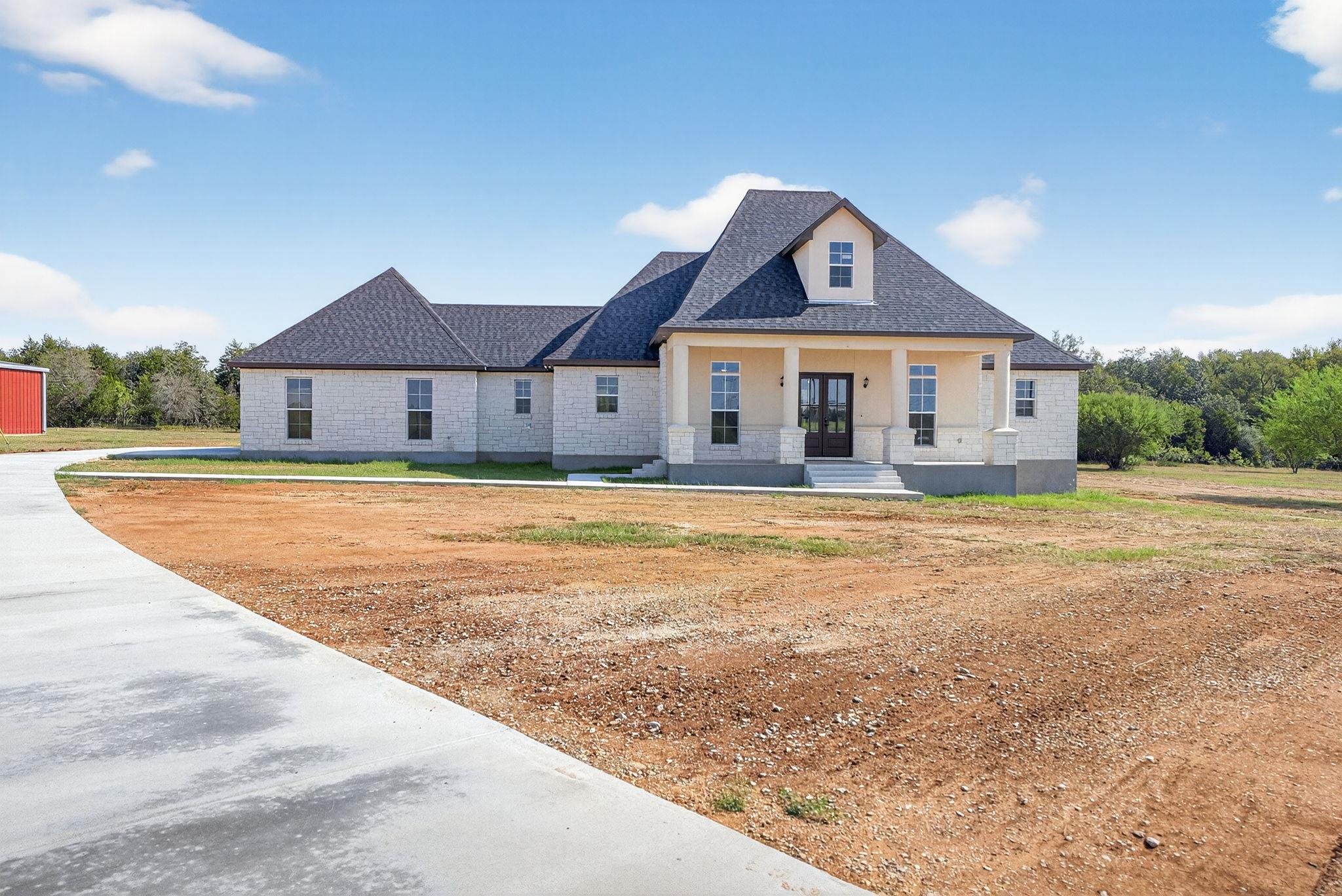 1035 Brandywine Ct, Elgin, TX 78621