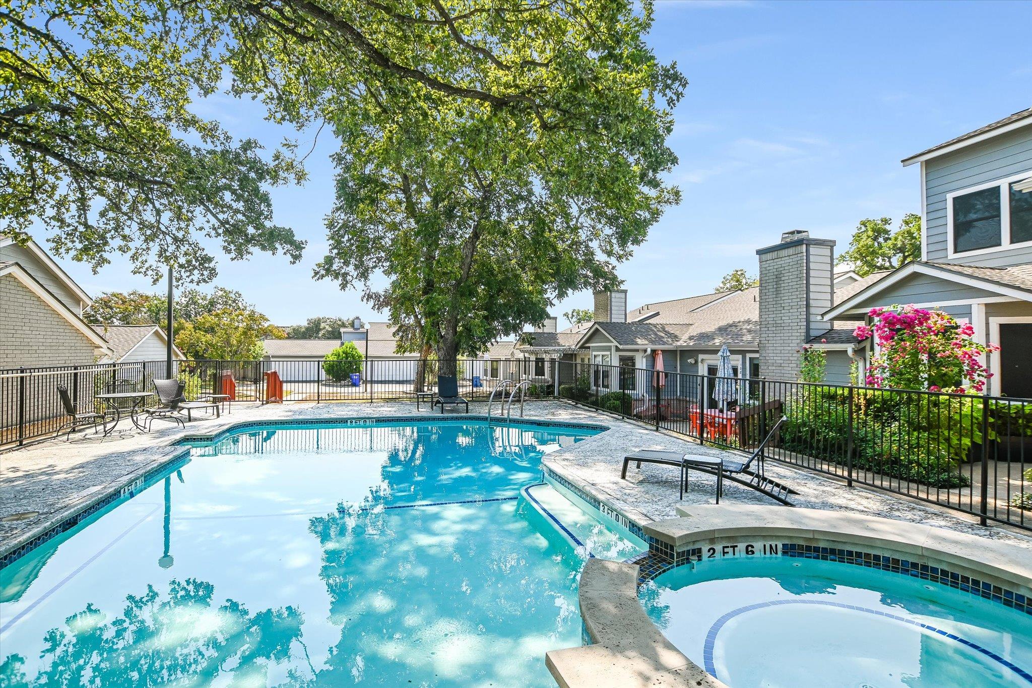 2001 Parker Ln S # 107, Austin, TX 78741