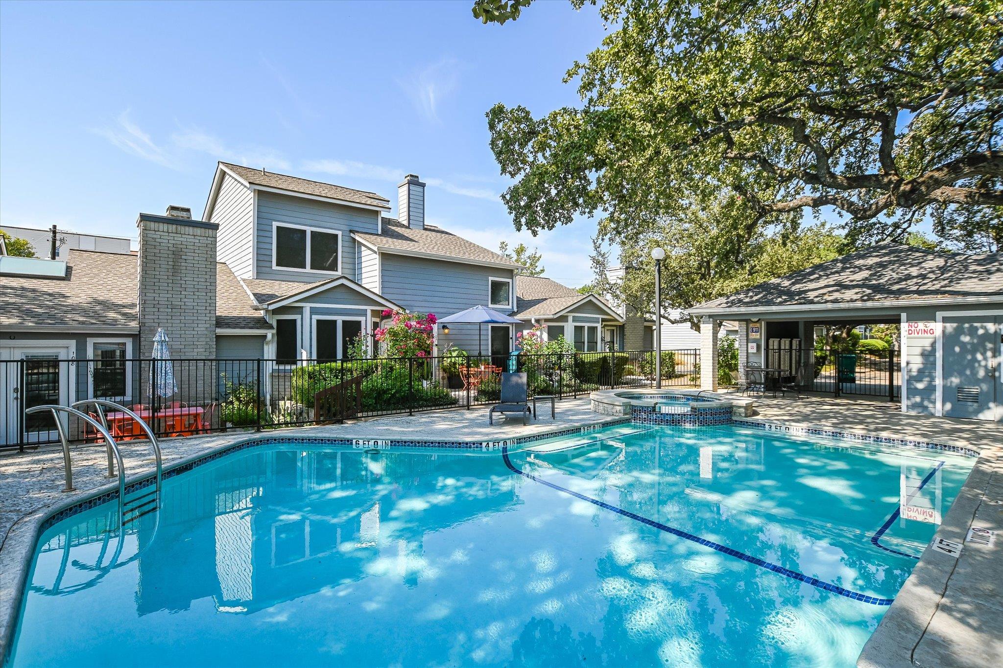 2001 Parker Ln S # 107, Austin, TX 78741