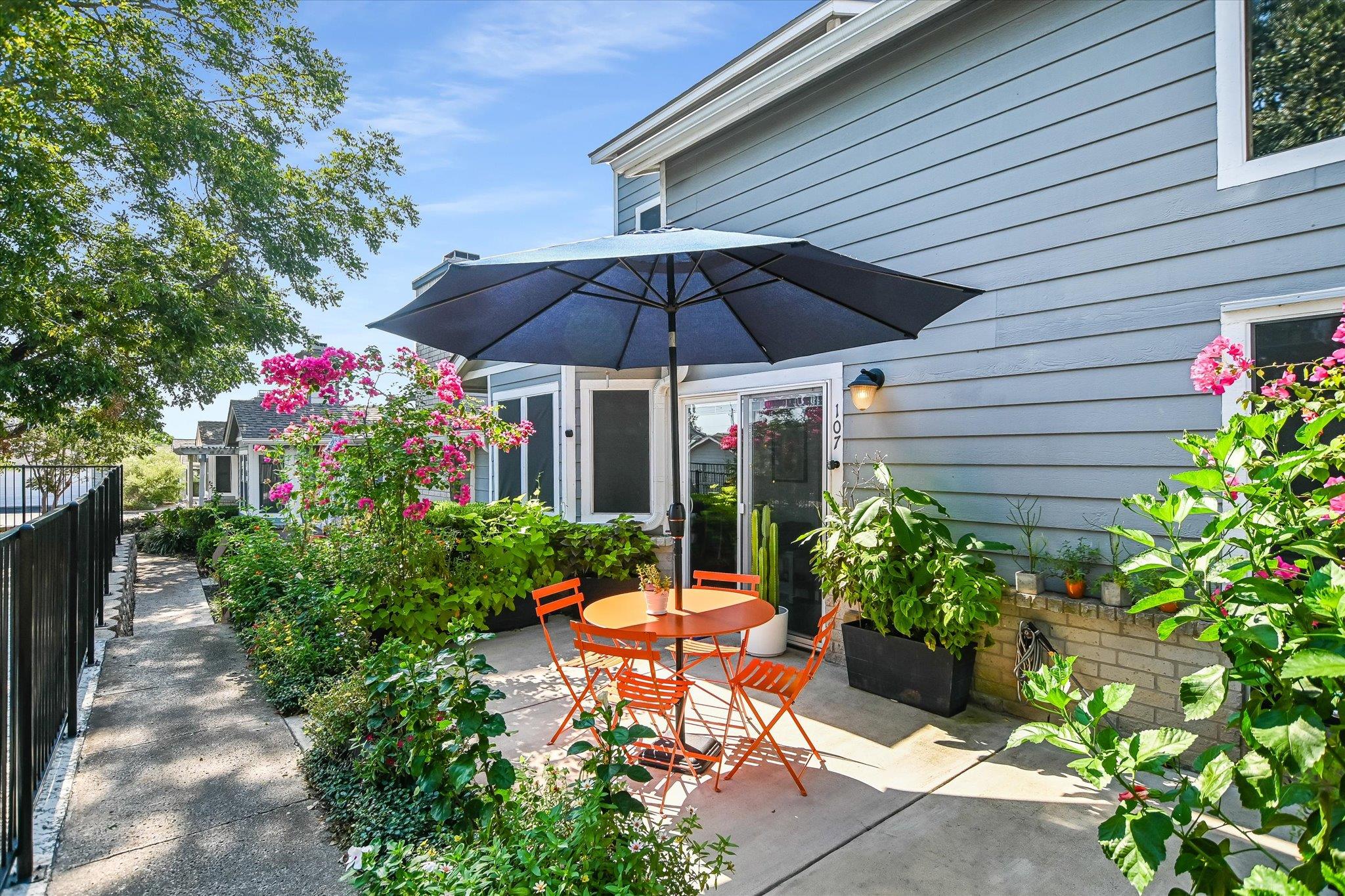 2001 Parker Ln S # 107, Austin, TX 78741