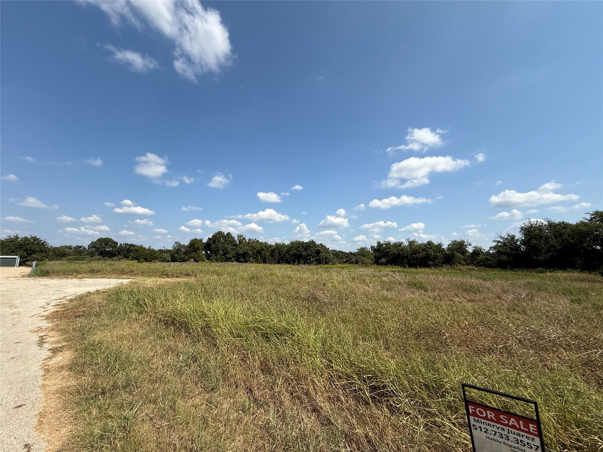 1122 Edwards Way, Lexington, TX 78947