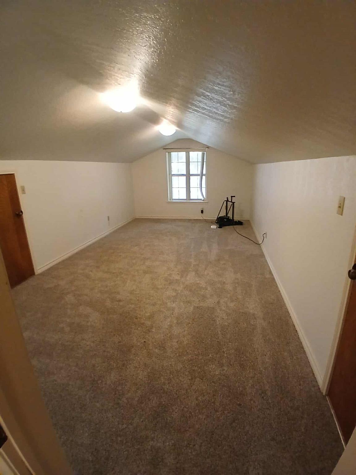 264 Turkey Run, Meadowlakes, TX 78654