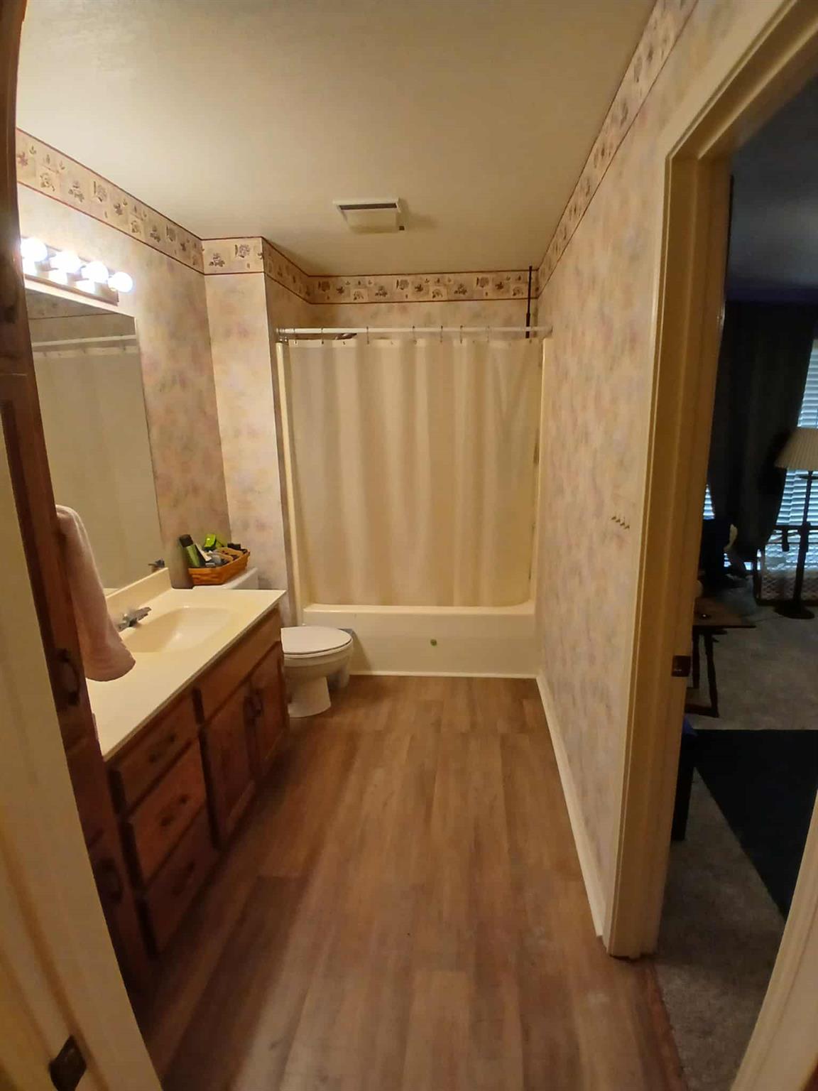 264 Turkey Run, Meadowlakes, TX 78654