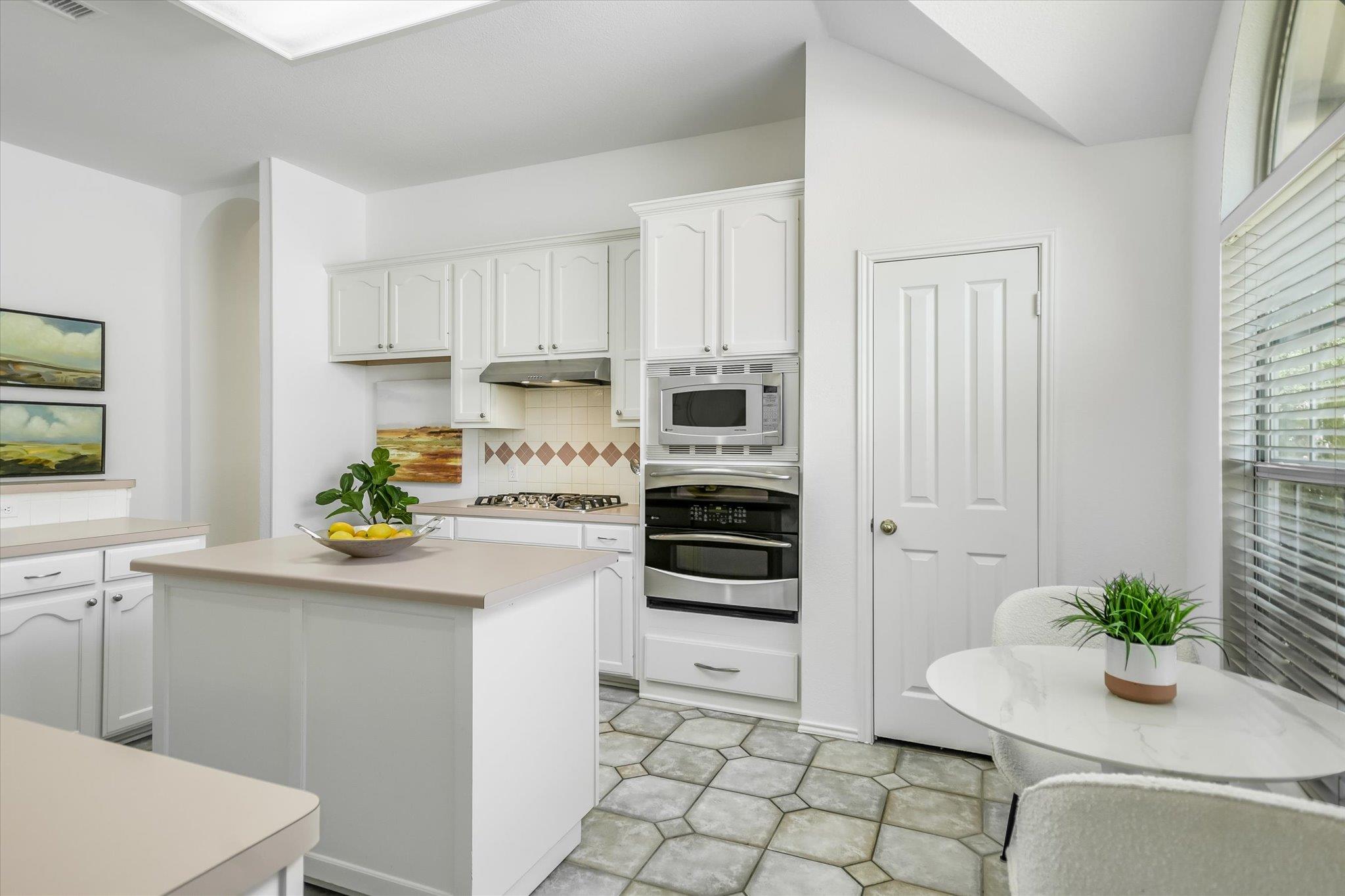 12727 Withers Way, Austin, TX 78727