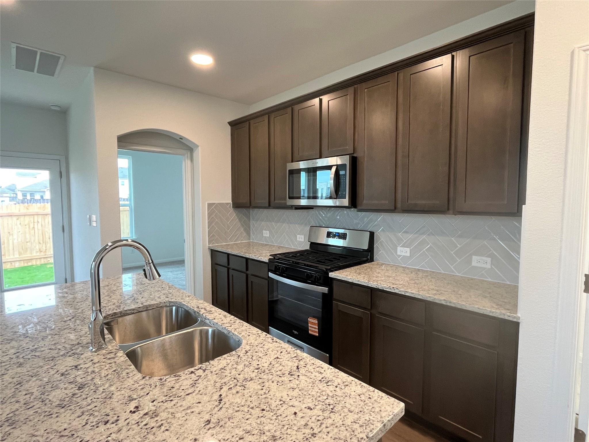 8502 Wellspring Loop, Round Rock, TX 78665