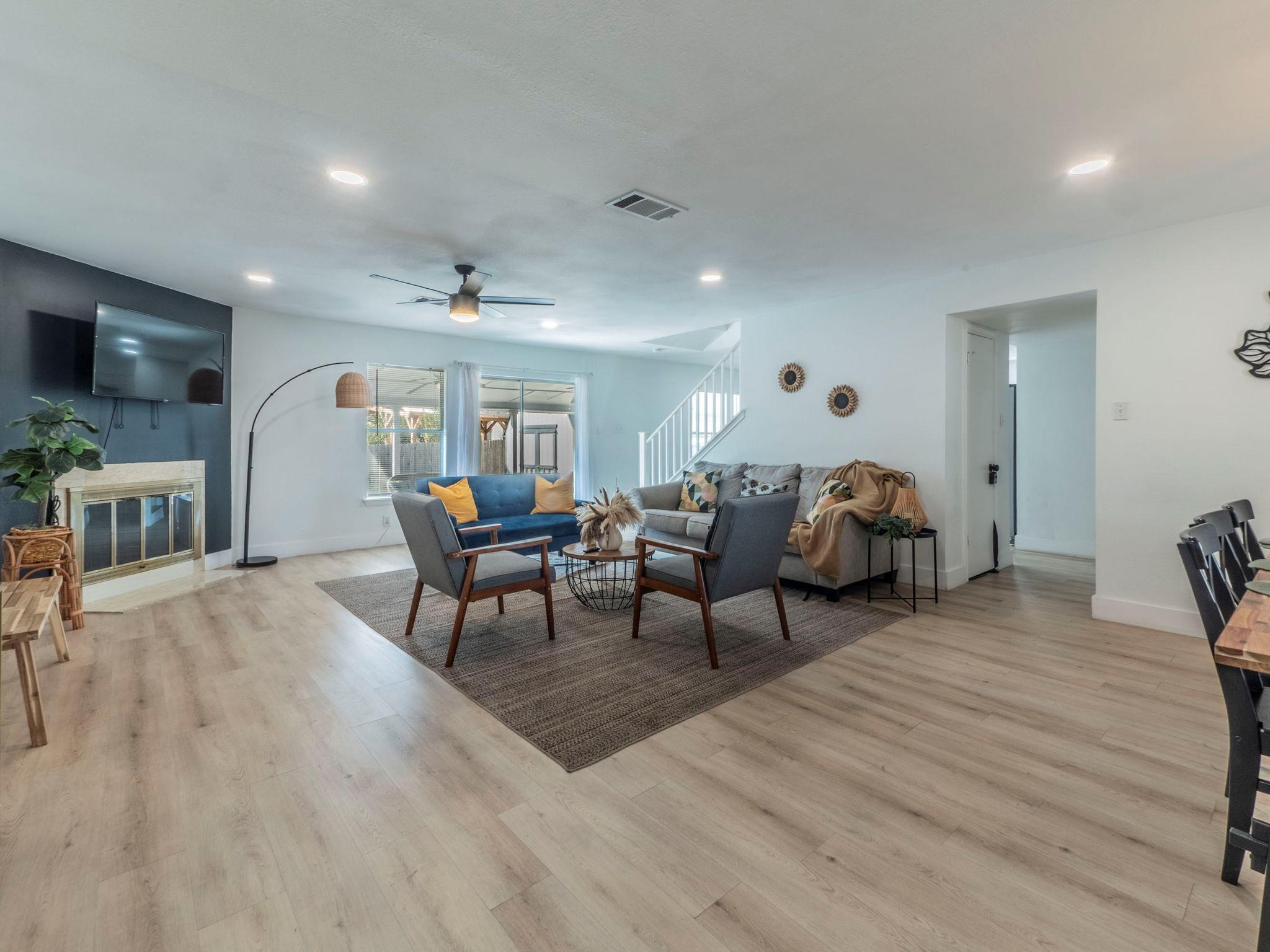 17905 Narsitin Ln, Pflugerville, TX 78660