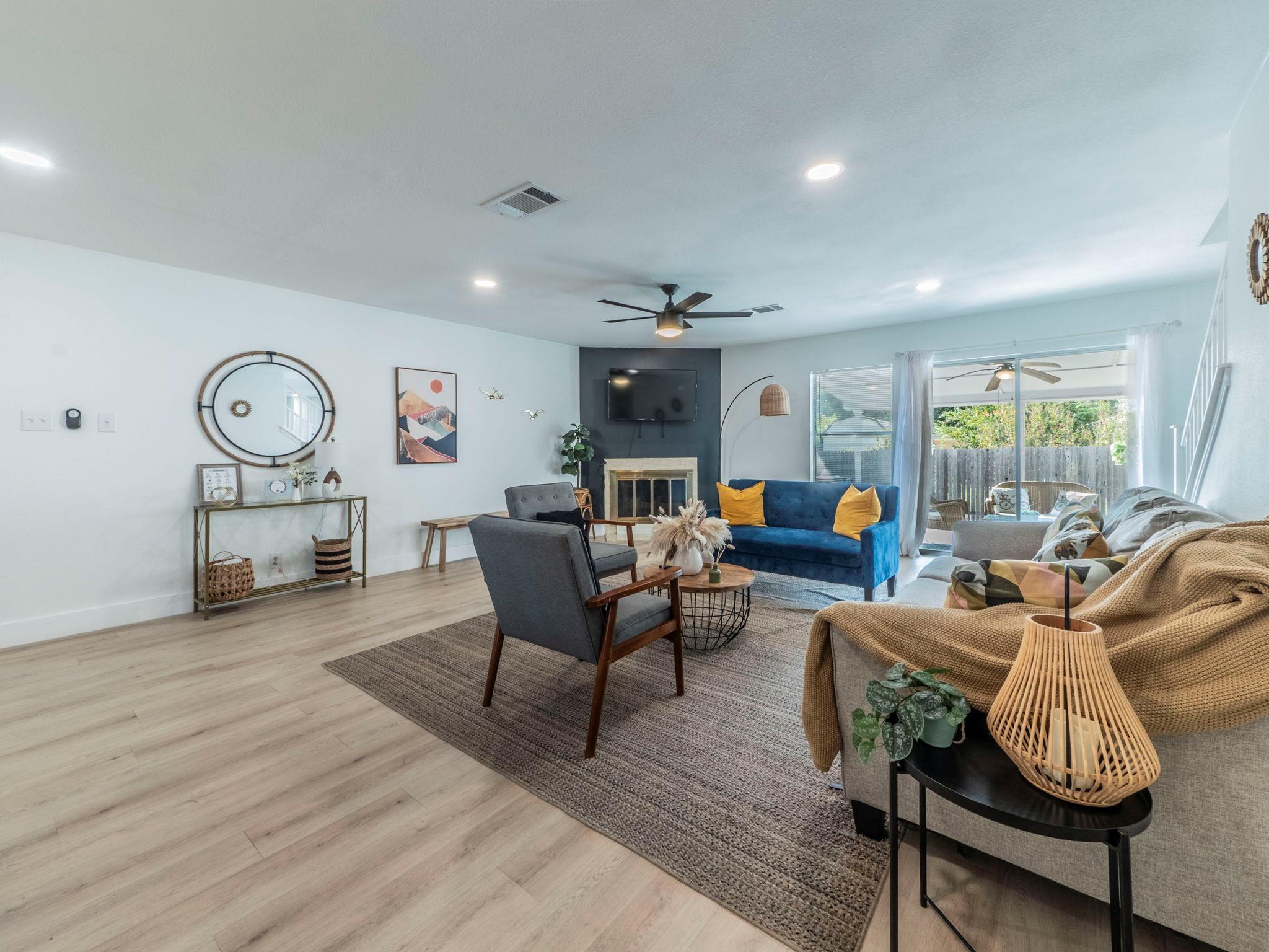 17905 Narsitin Ln, Pflugerville, TX 78660