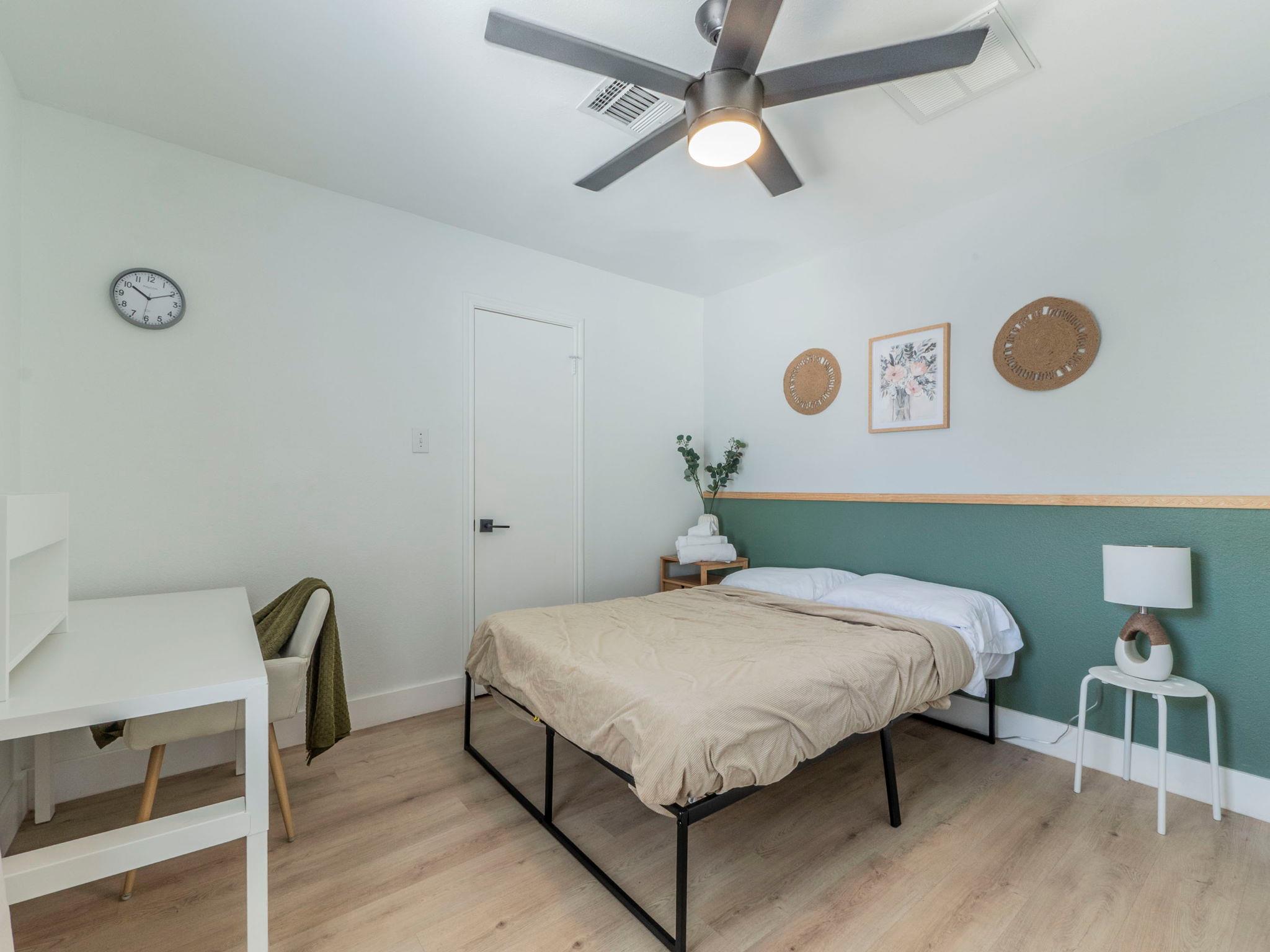 17905 Narsitin Ln, Pflugerville, TX 78660