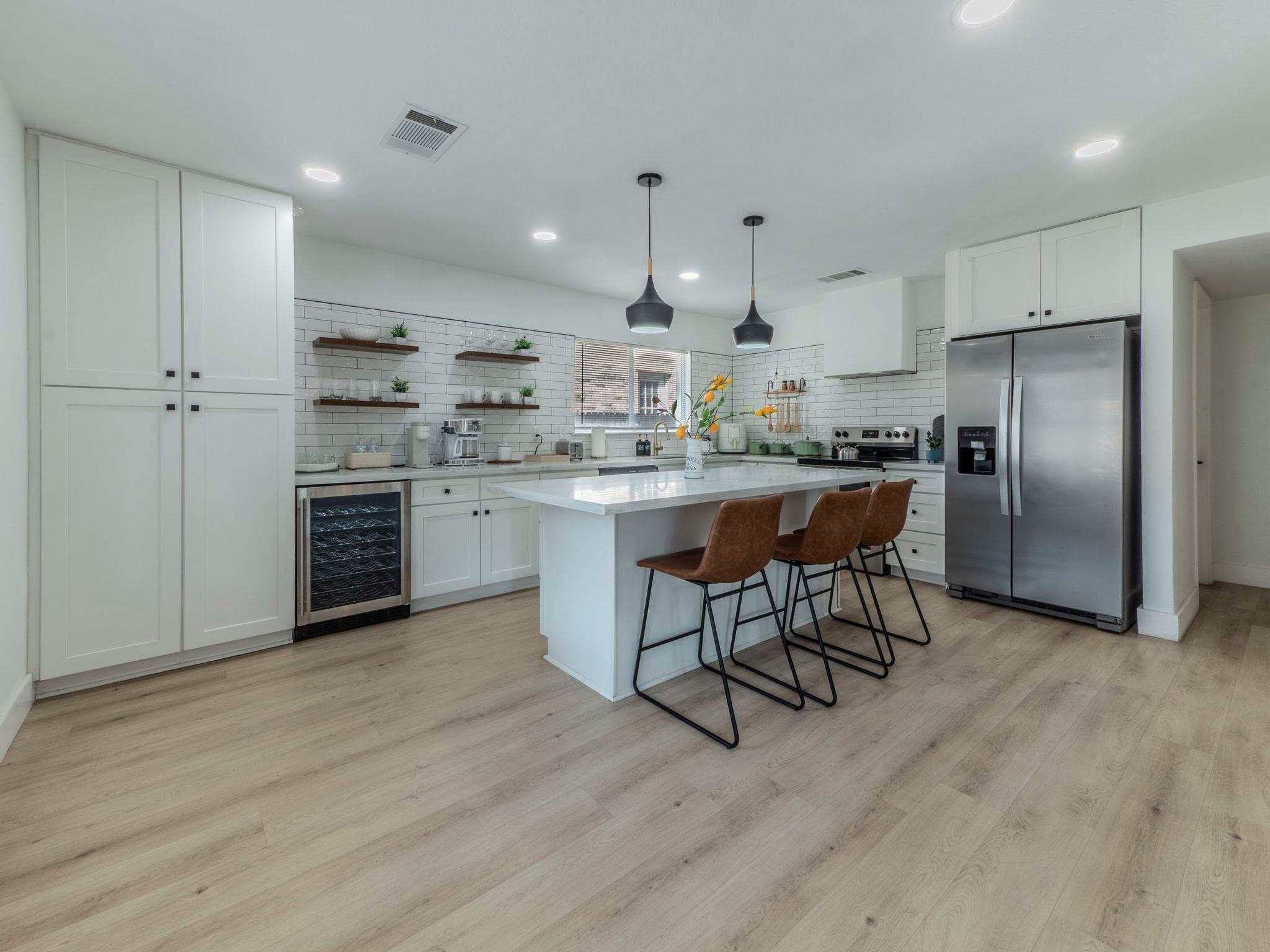 17905 Narsitin Ln, Pflugerville, TX 78660