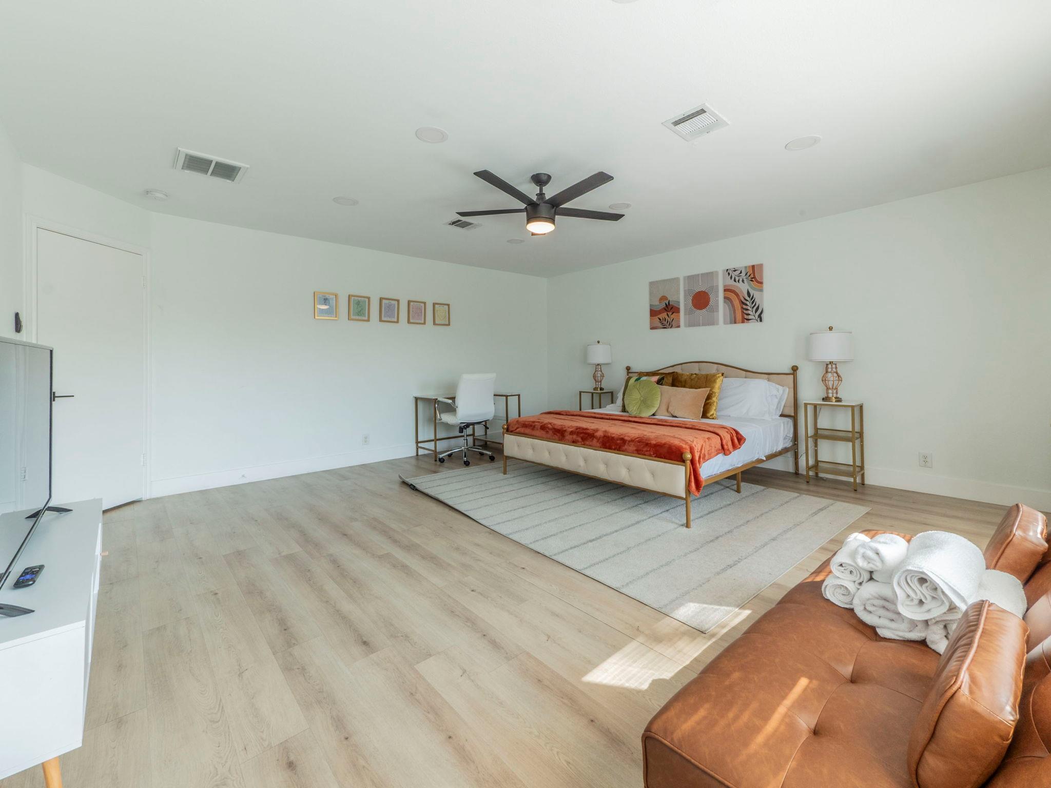 17905 Narsitin Ln, Pflugerville, TX 78660