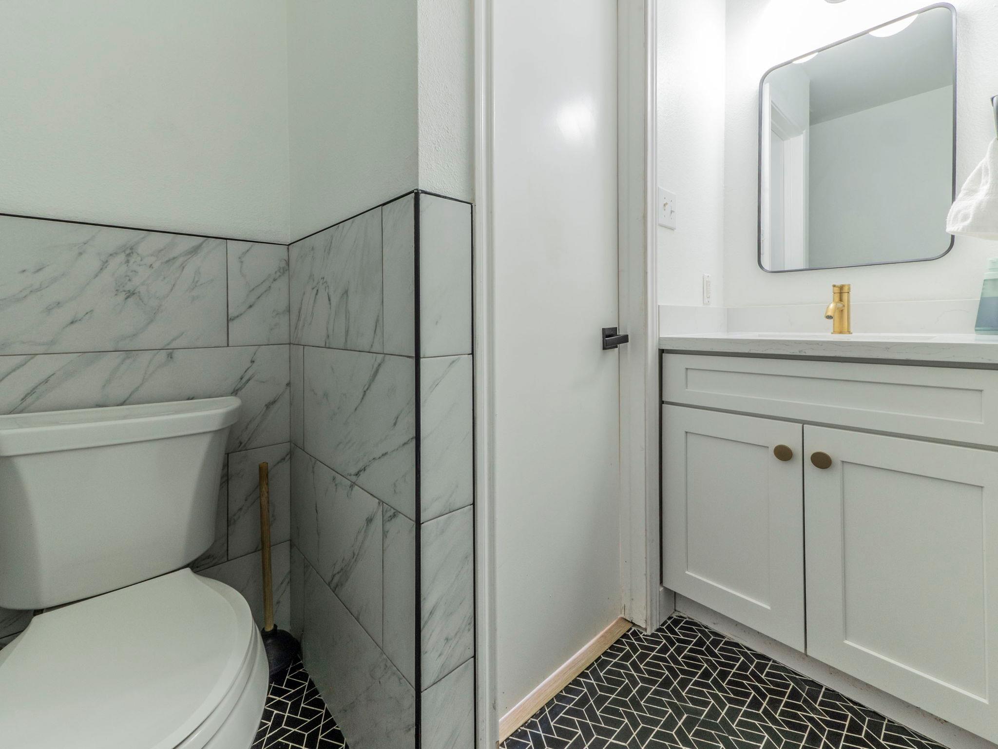 17905 Narsitin Ln, Pflugerville, TX 78660