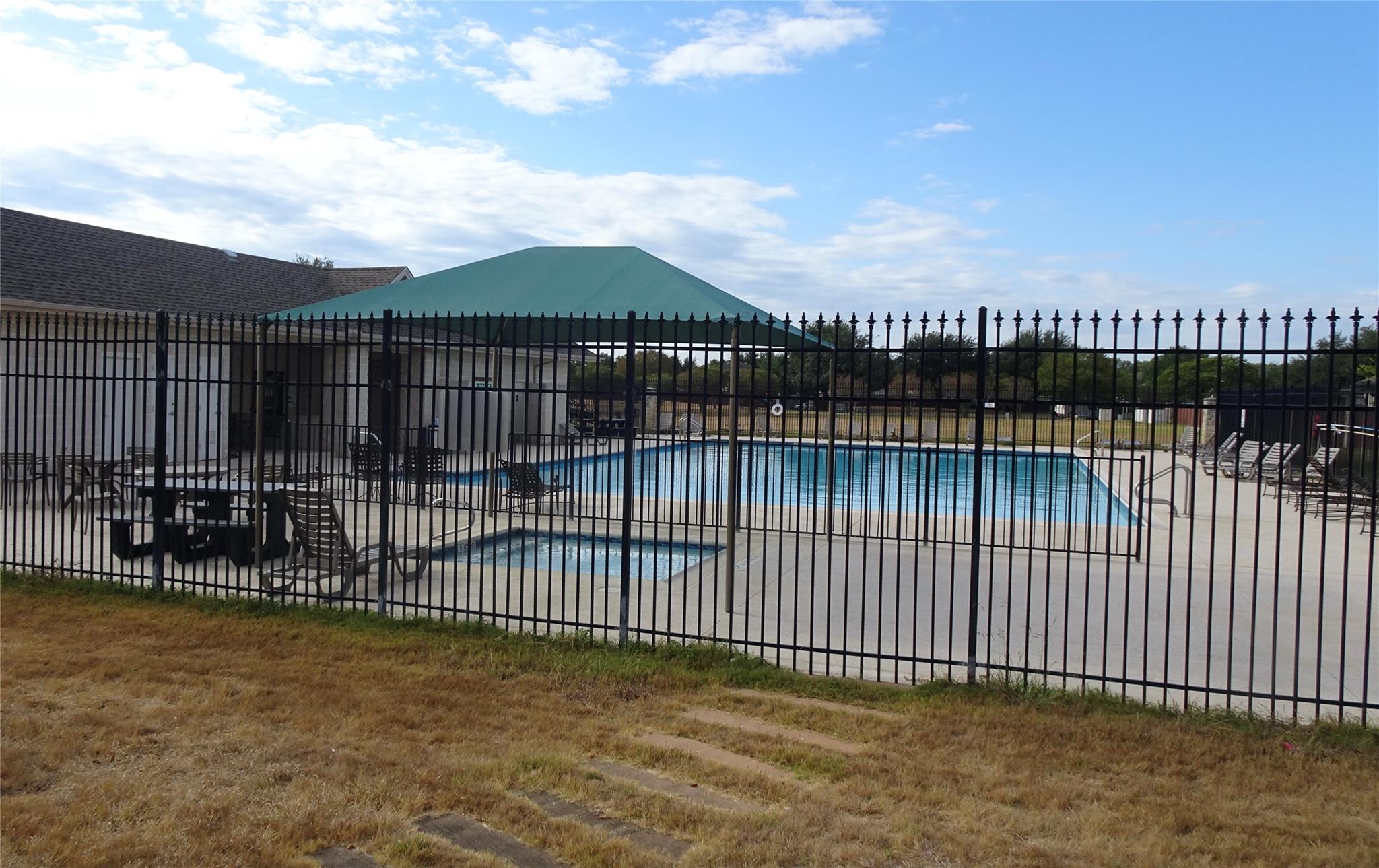 341 Bird Dog Bnd, Bastrop, TX 78602