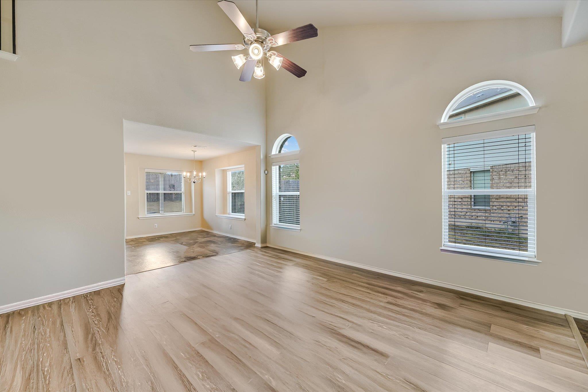 341 Bird Dog Bnd, Bastrop, TX 78602