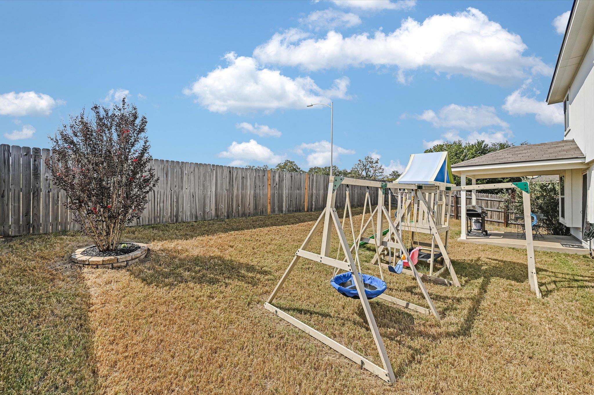 341 Bird Dog Bnd, Bastrop, TX 78602