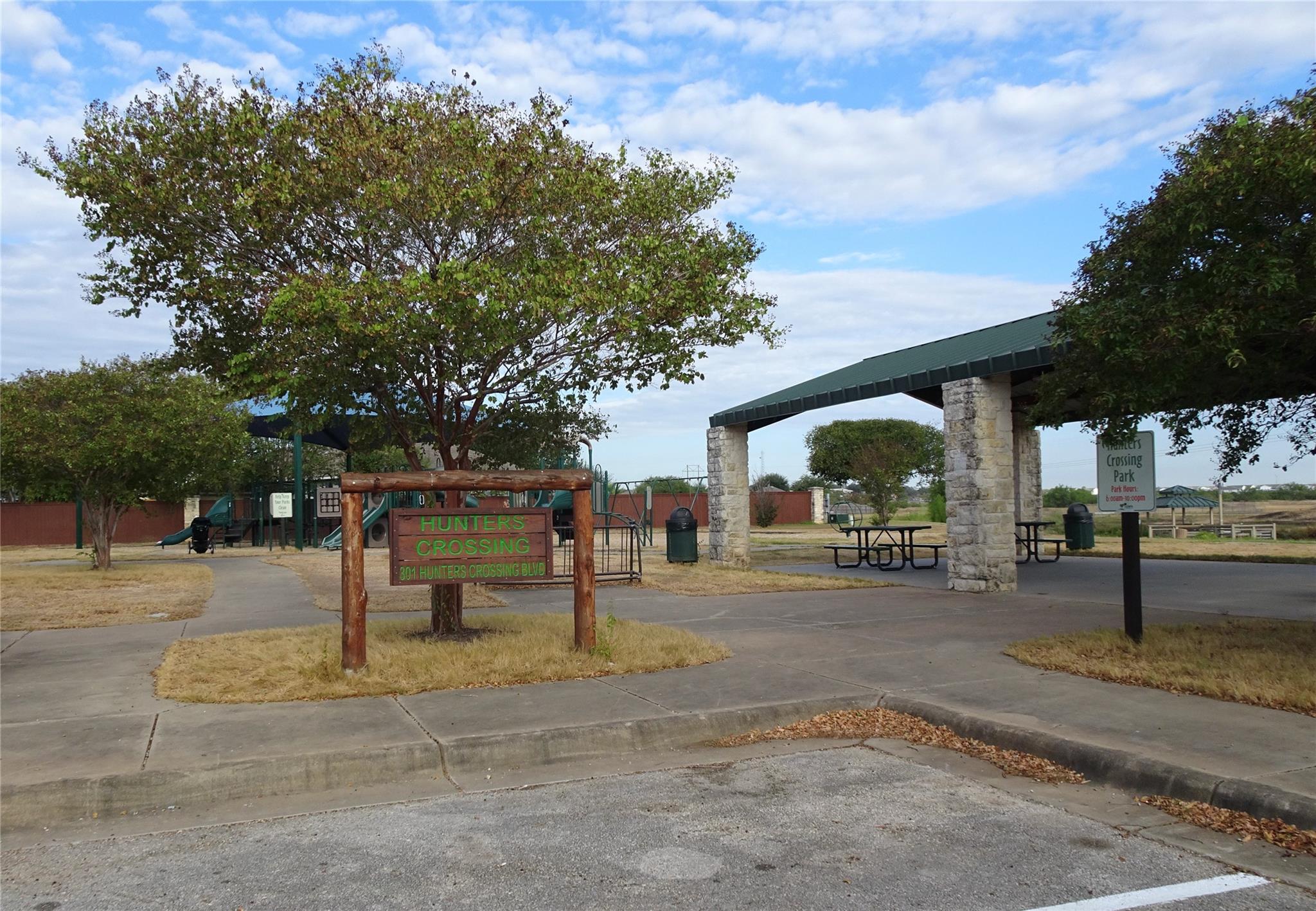 341 Bird Dog Bnd, Bastrop, TX 78602