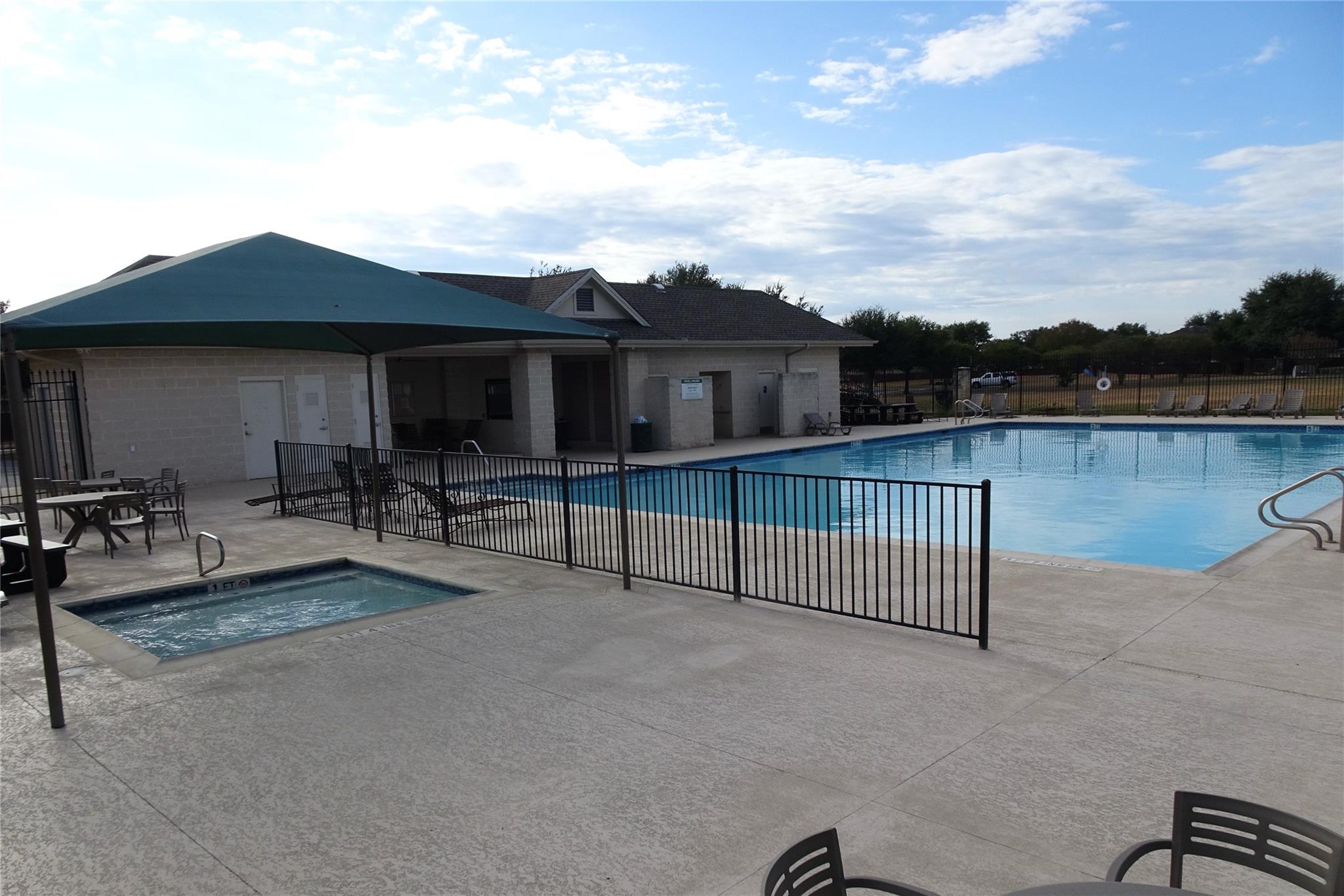 341 Bird Dog Bnd, Bastrop, TX 78602