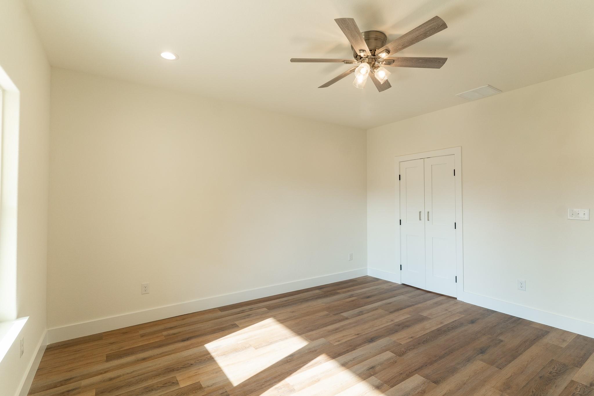 309 String Prairie Way, Smithville, TX 78957