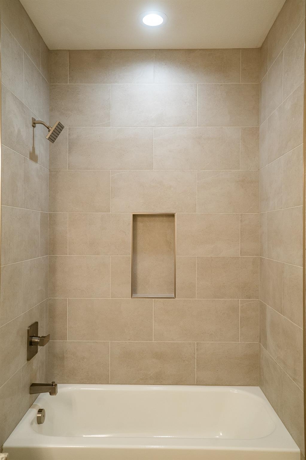 309 String Prairie Way, Smithville, TX 78957