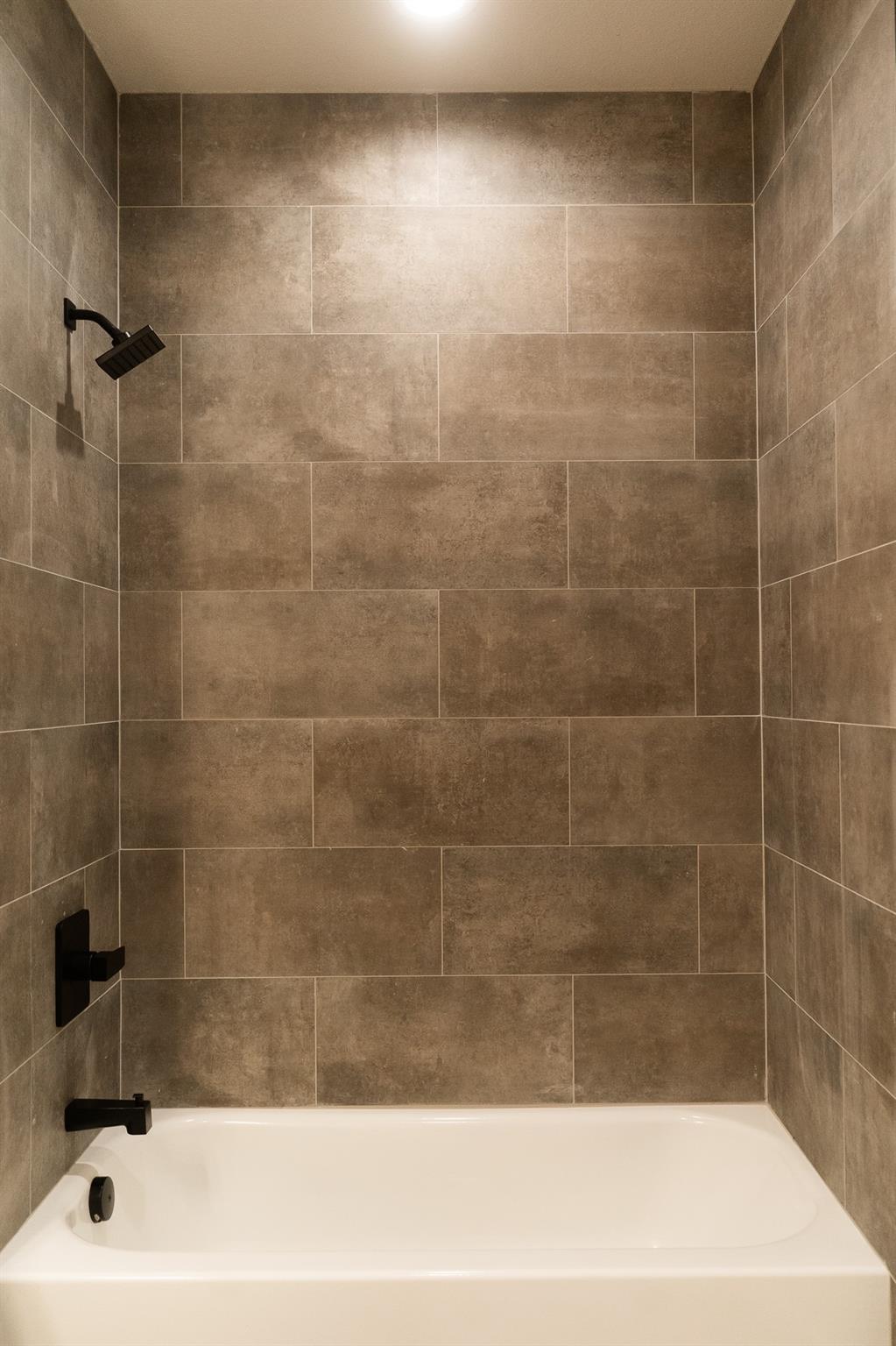 329 String Prairie Way, Smithville, TX 78957