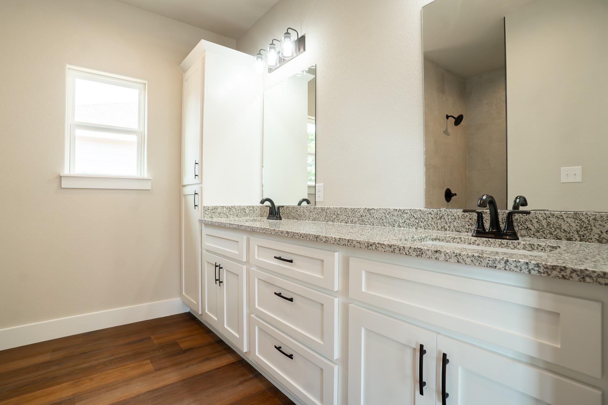 305 String Prairie Way, Smithville, TX 78957