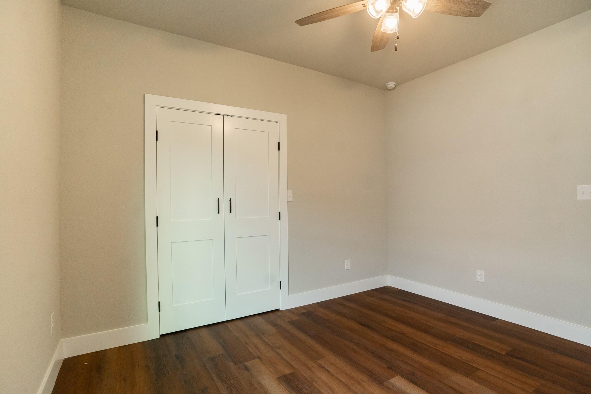 305 String Prairie Way, Smithville, TX 78957