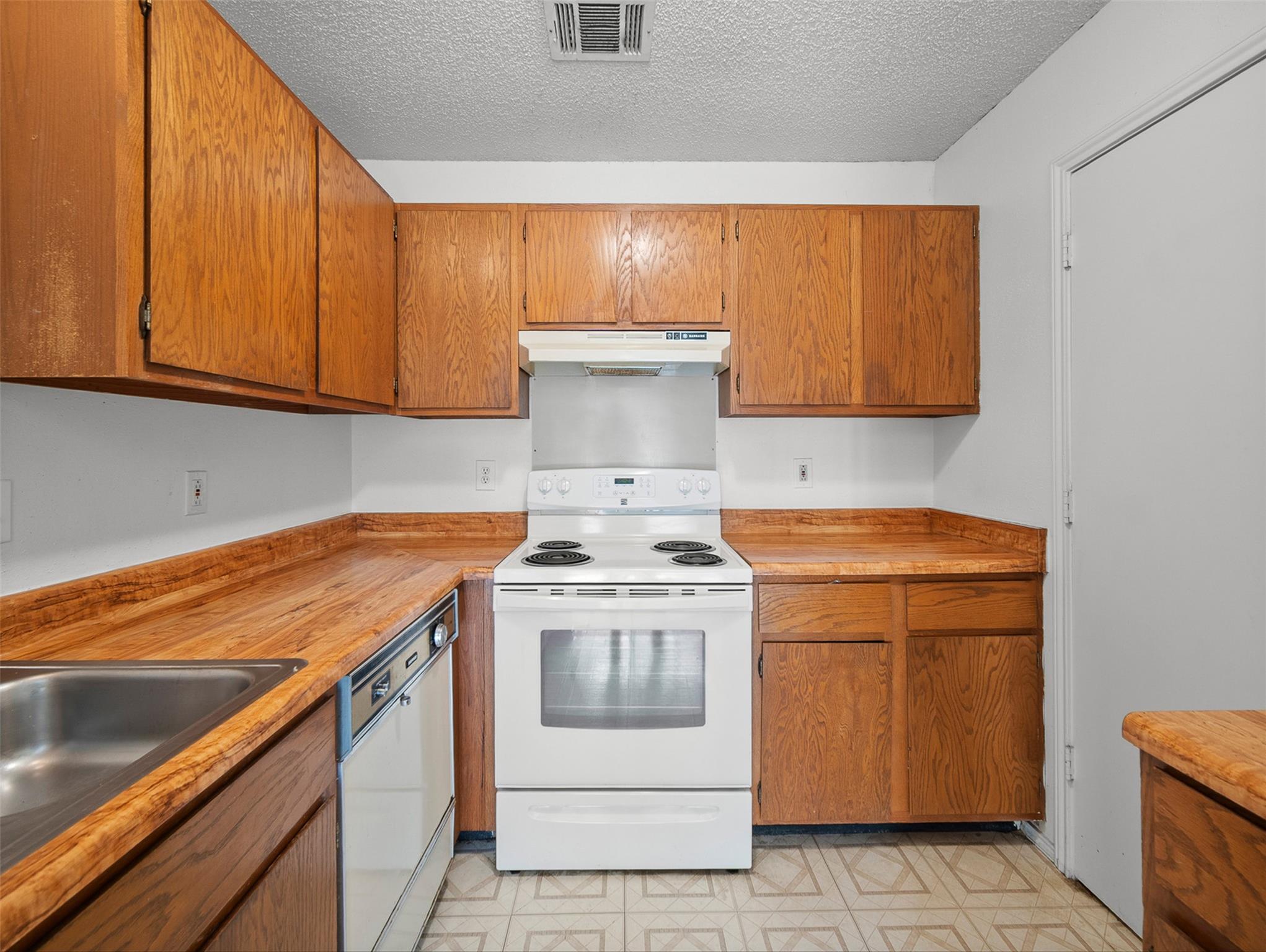 3600 Stoney Meadow St, San Antonio, TX 78247