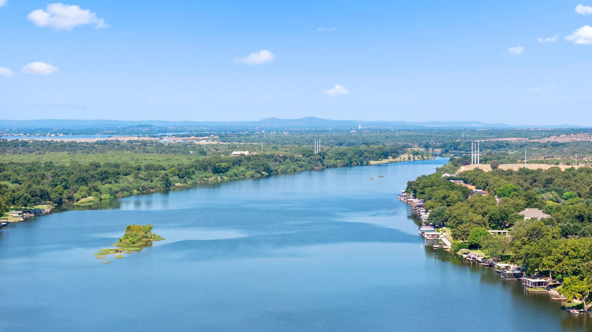 1112 SW Pecan Dr SW, Marble Falls, TX 78654