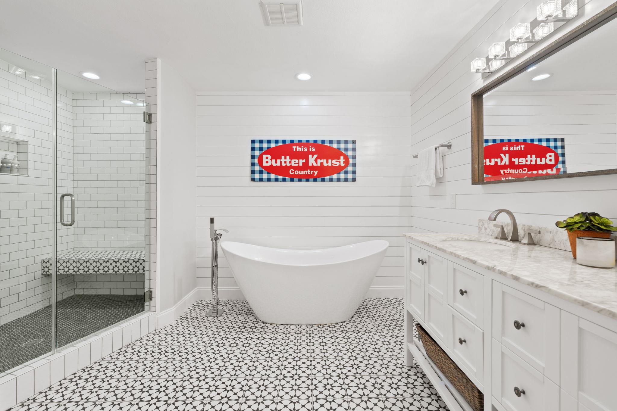 1112 SW Pecan Dr SW, Marble Falls, TX 78654