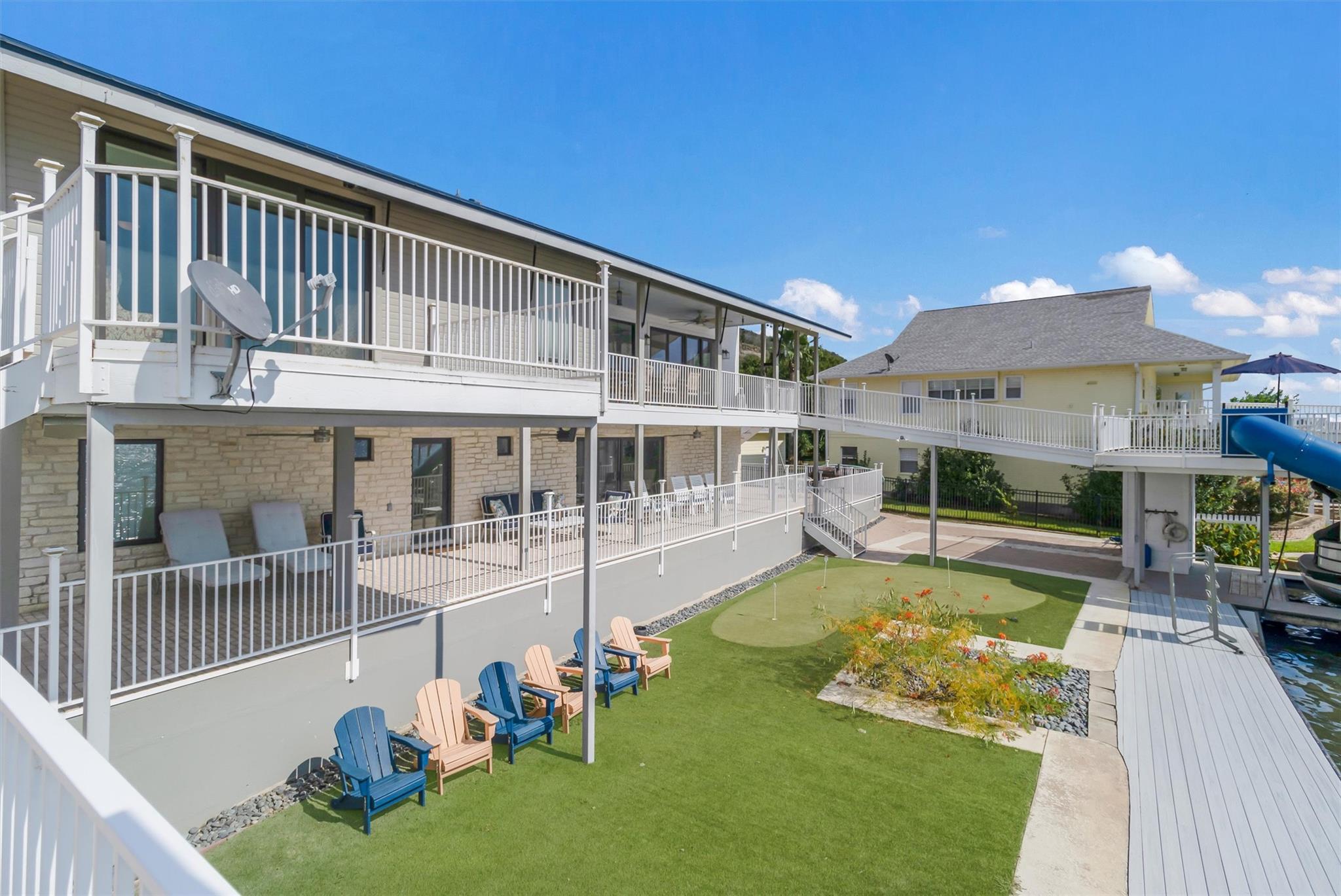 100 S Waterway Dr, Kingsland, TX 78639