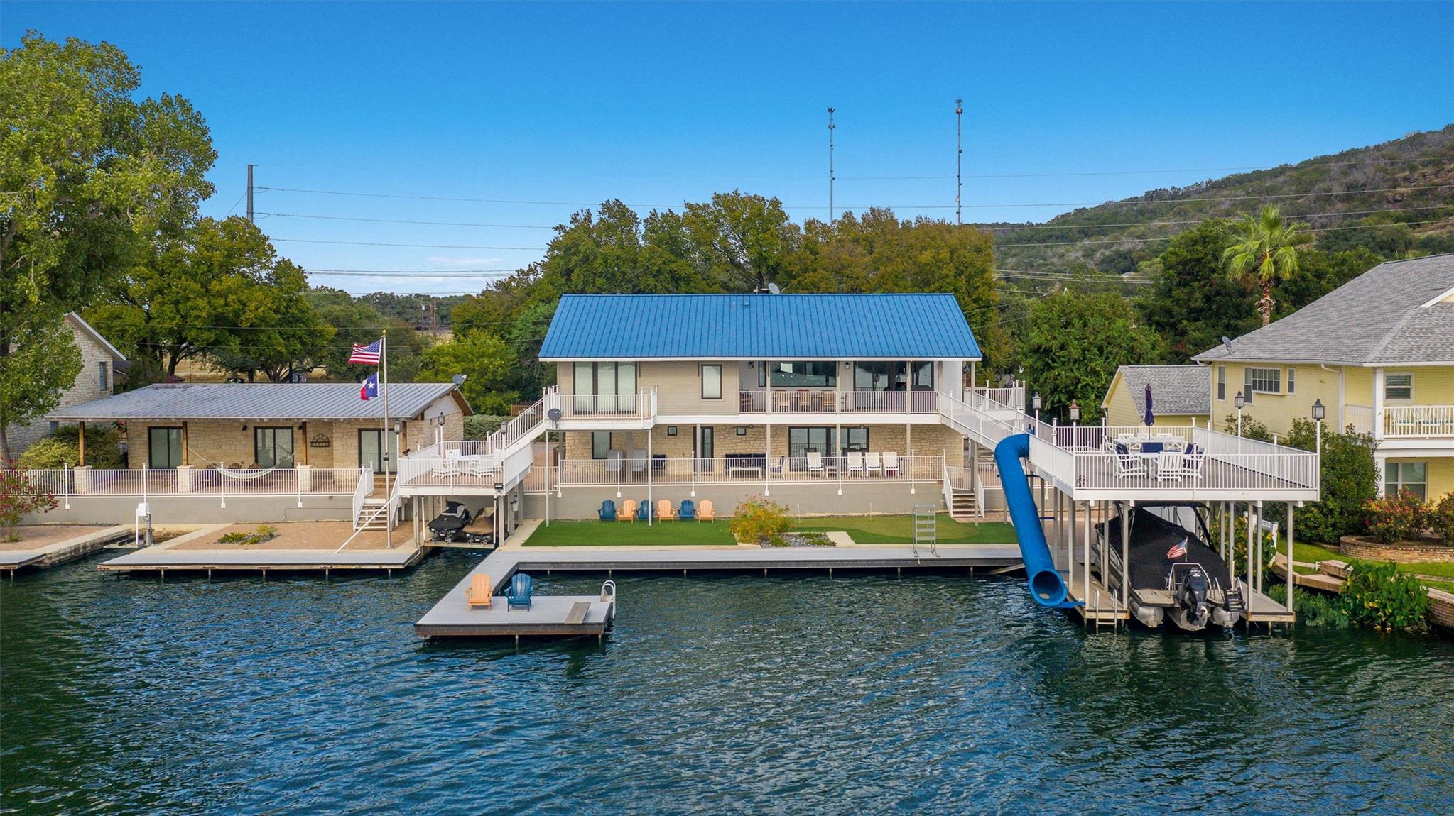 100 S Waterway Dr, Kingsland, TX 78639