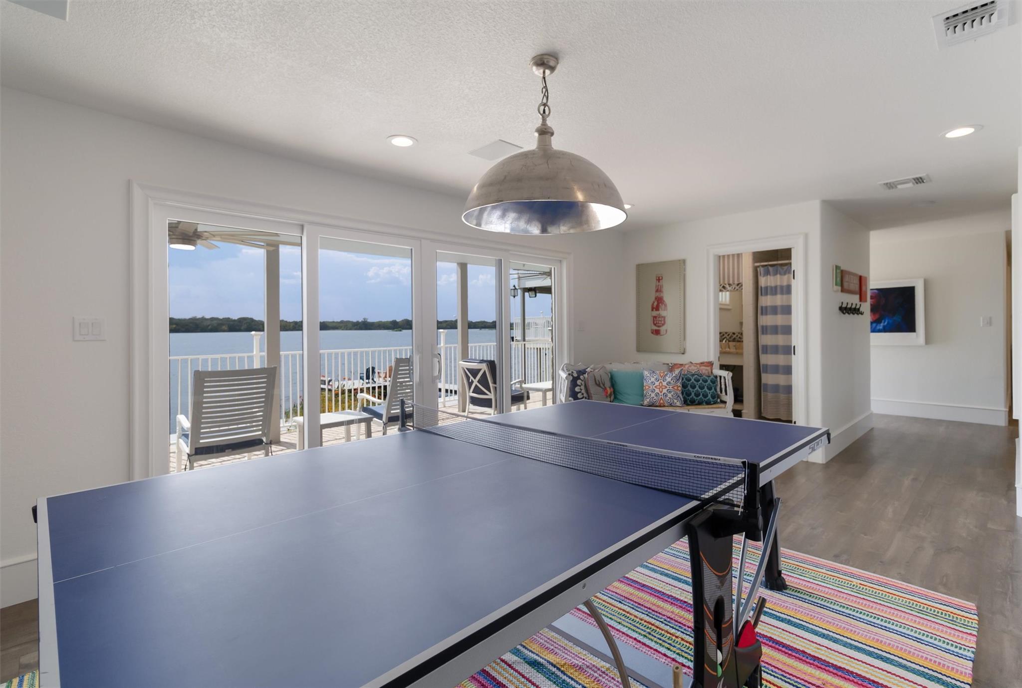 100 S Waterway Dr, Kingsland, TX 78639