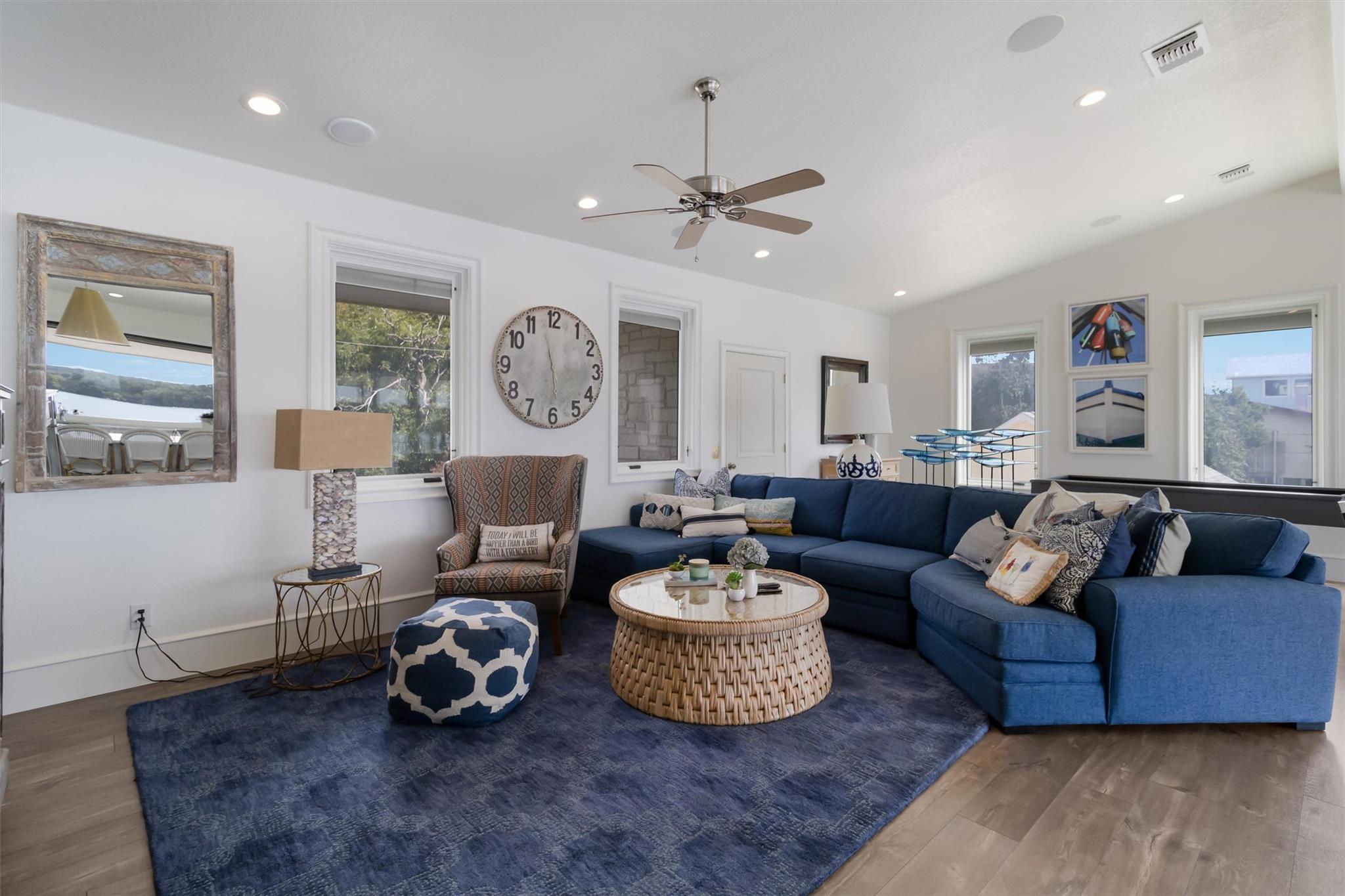 100 S Waterway Dr, Kingsland, TX 78639