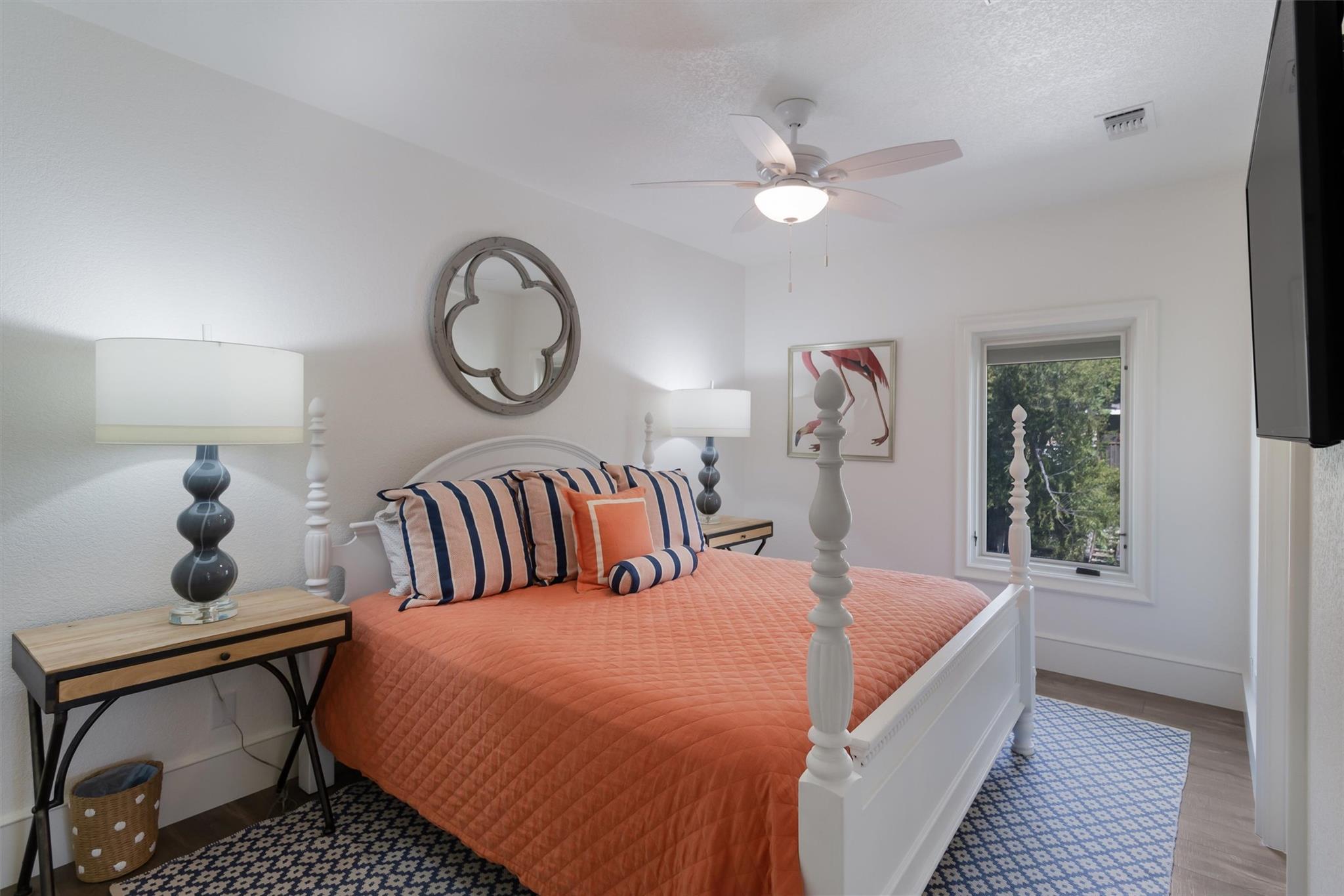 100 S Waterway Dr, Kingsland, TX 78639