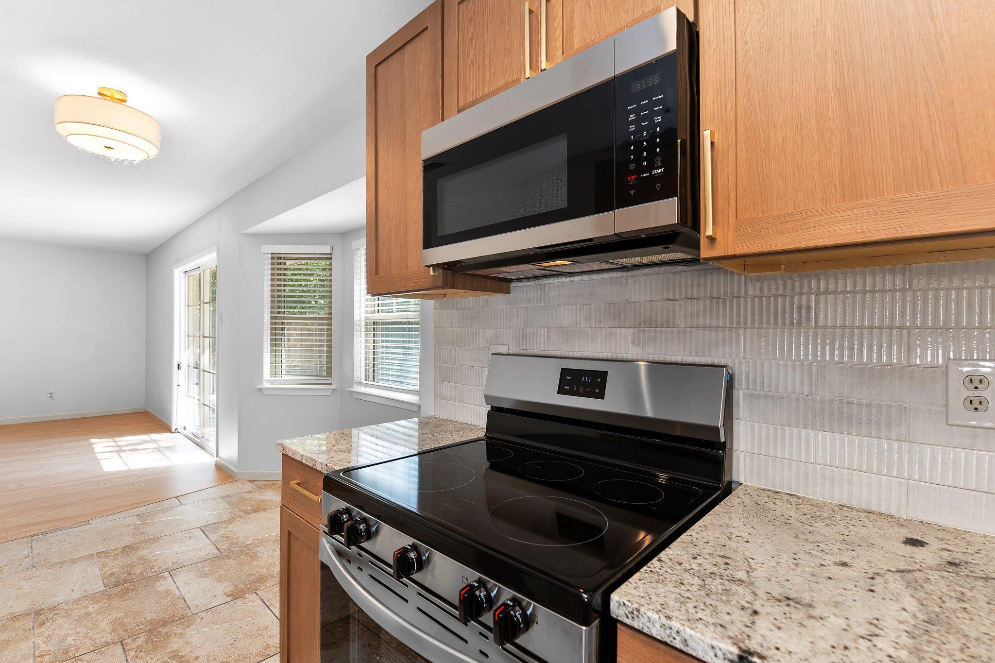 1808 Moonlight Dr, Killeen, TX 76543