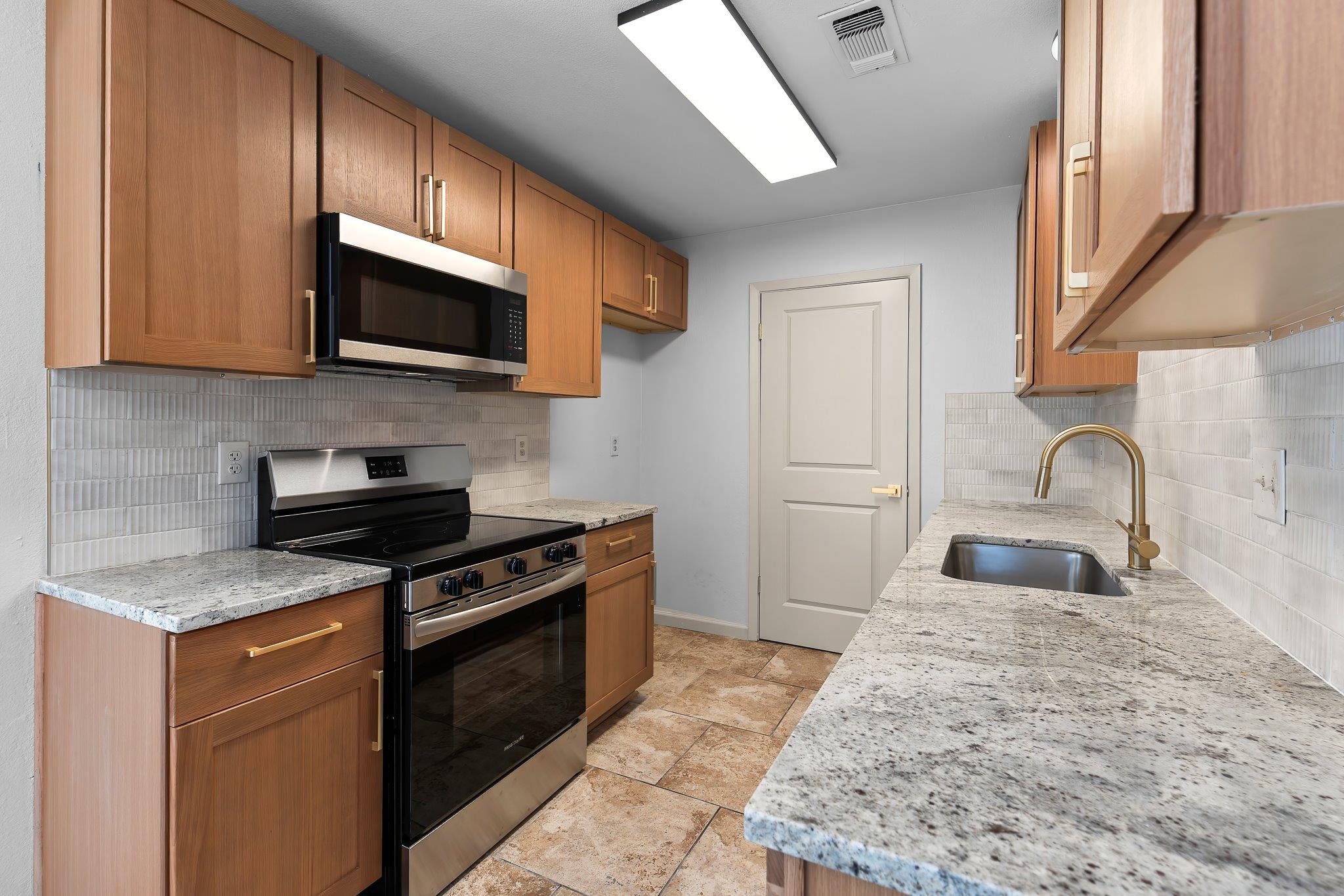 1808 Moonlight Dr, Killeen, TX 76543