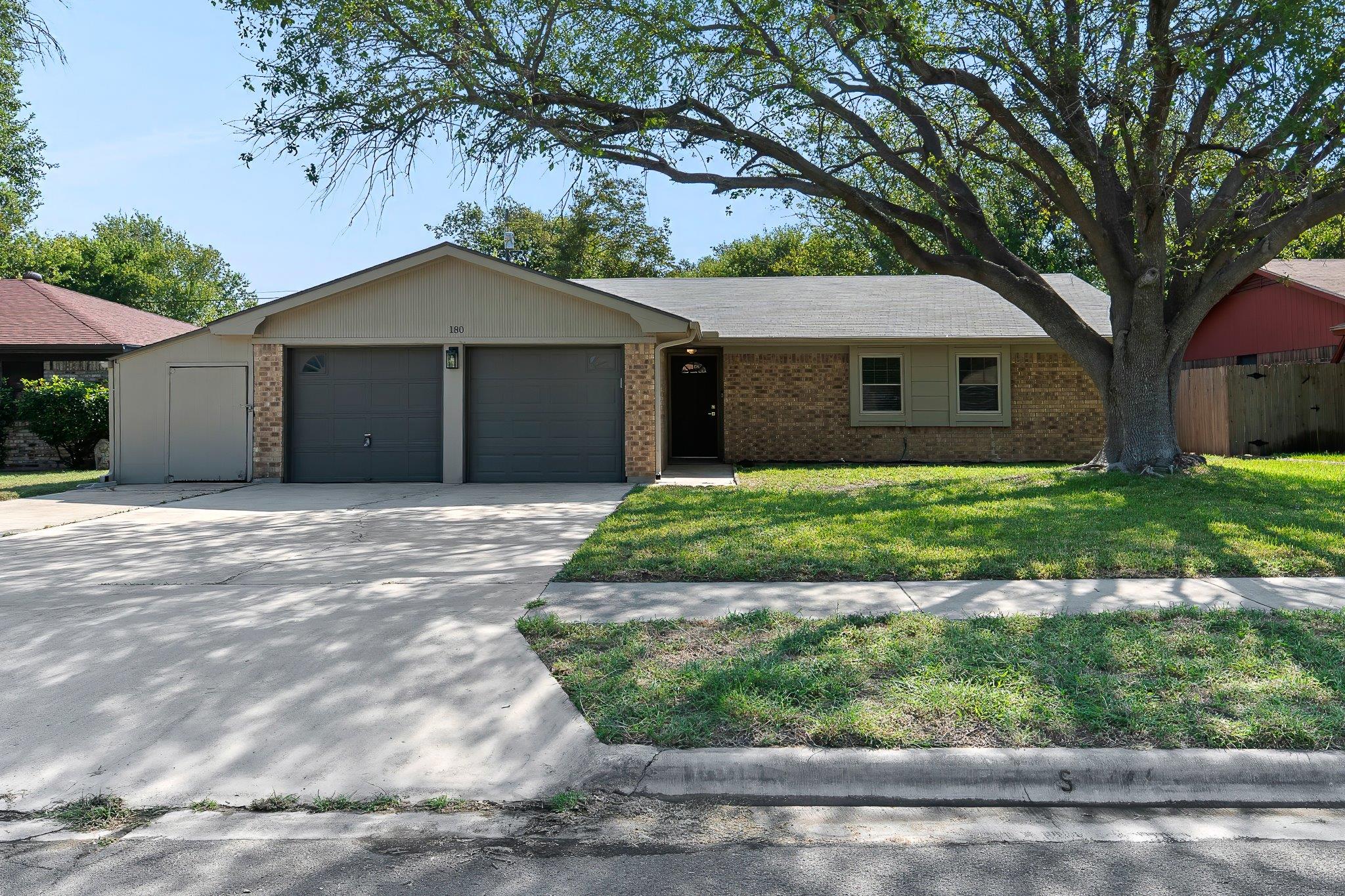 1808 Moonlight Dr, Killeen, TX 76543
