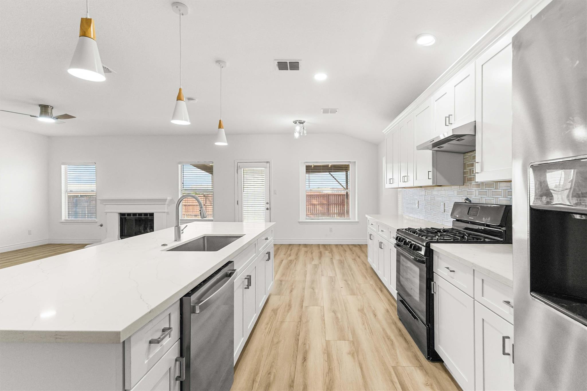 1508 Lochaline Loop, Pflugerville, TX 78660