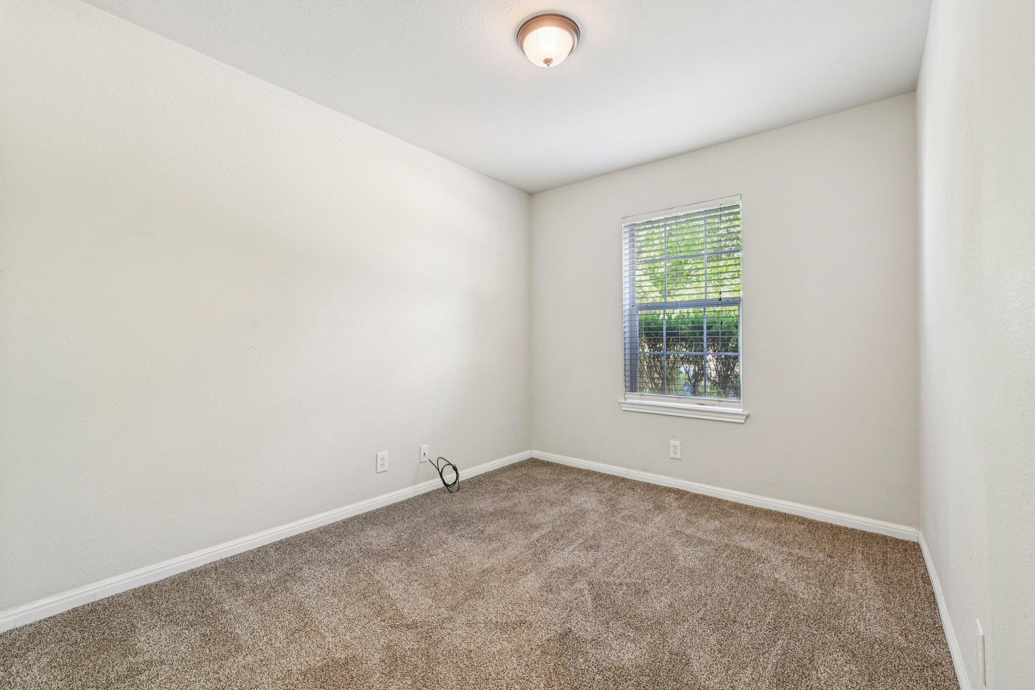 602 Los Robles Rd, Leander, TX 78641