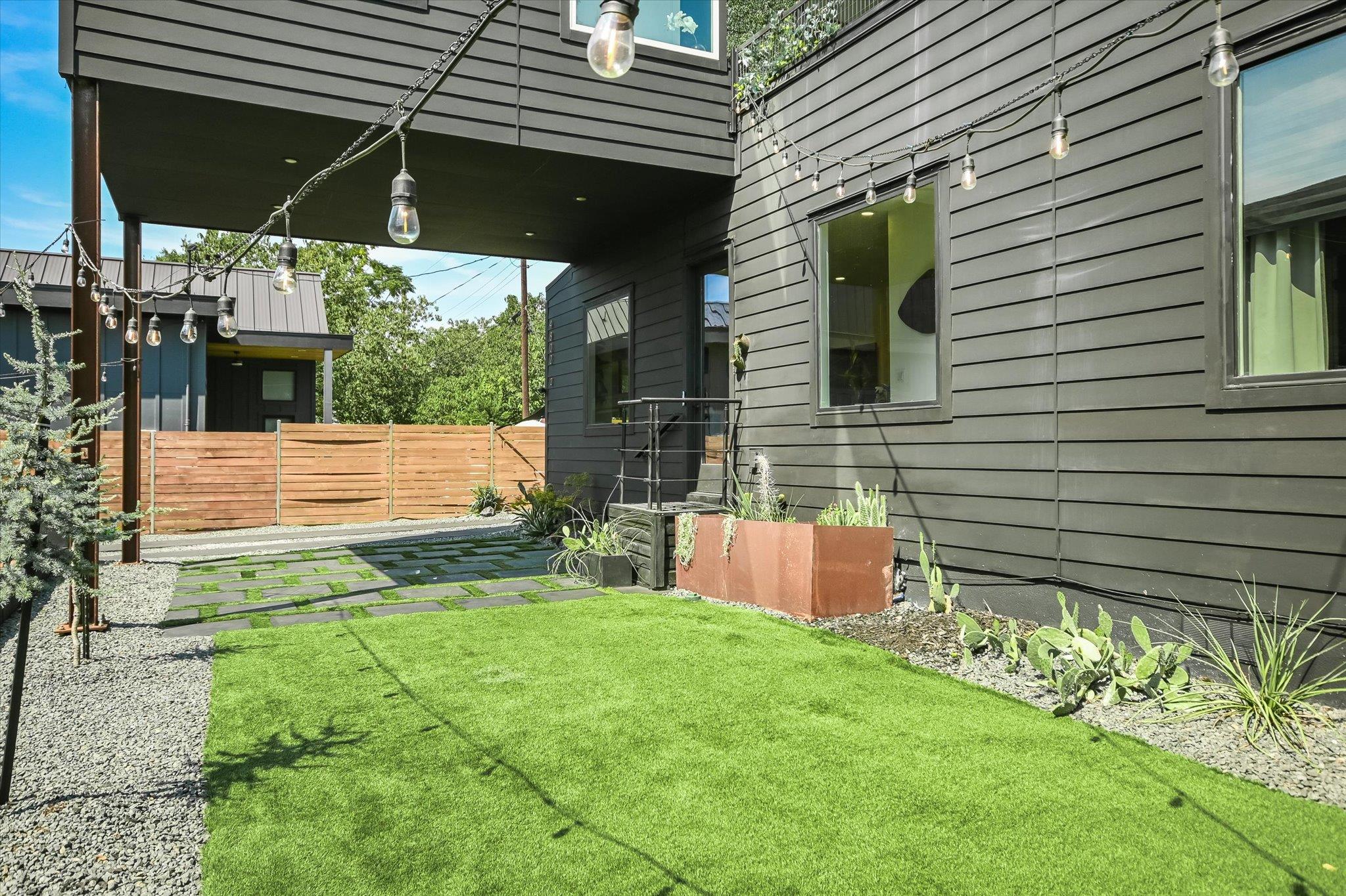 4802 Gladeview Dr # 2, Austin, TX 78745