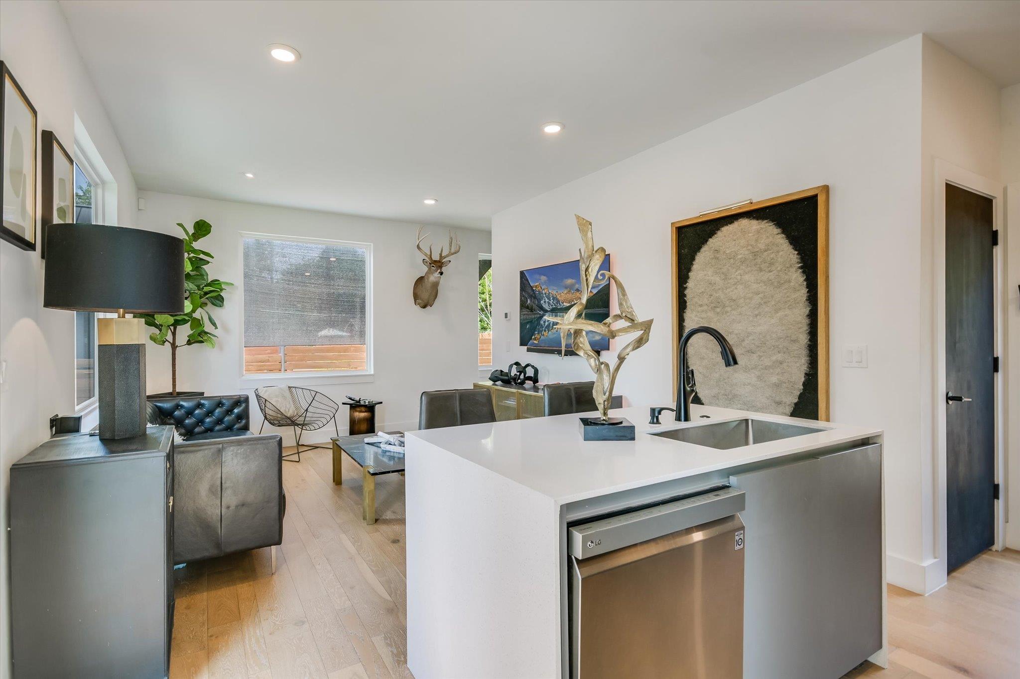 4802 Gladeview Dr # 2, Austin, TX 78745